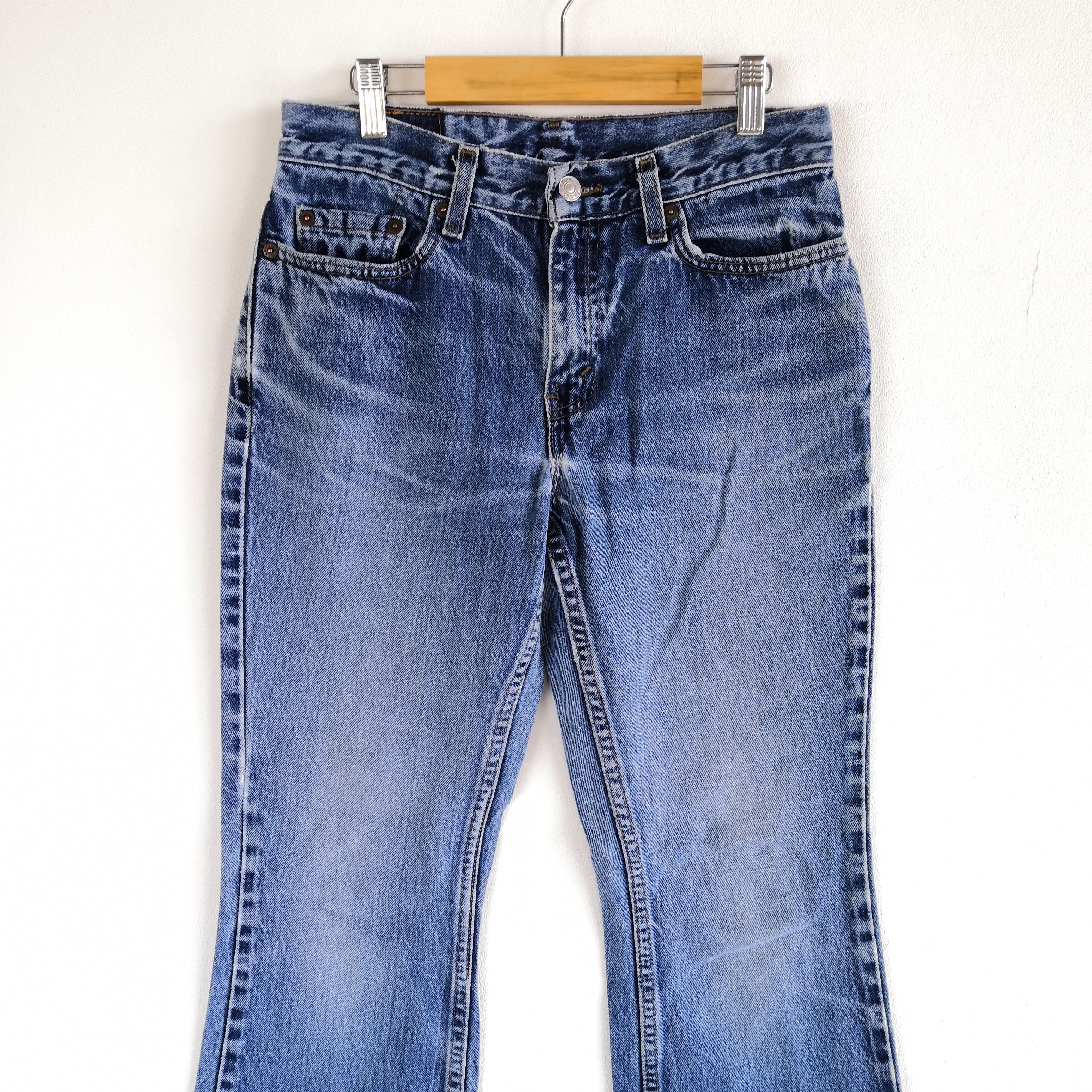 Levi's Vintage Levis Jeans Levi's Distressed Flared Boot Cut Denim Size 26" / US 2 / IT 38 - 3 Thumbnail