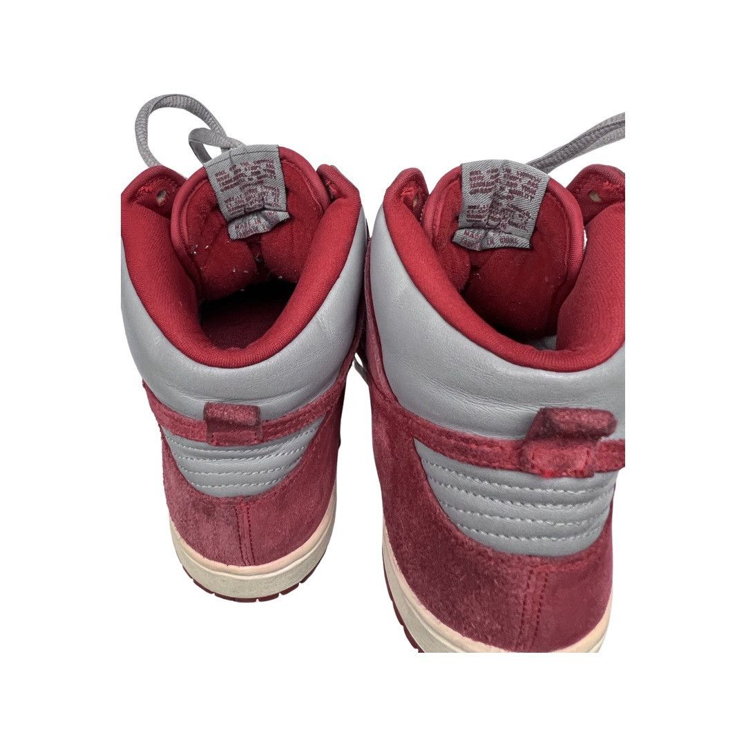 Nike 2005 Nike Dunk High Pro SB UNLV Size US 10.5 / EU 43-44 - 5 Thumbnail