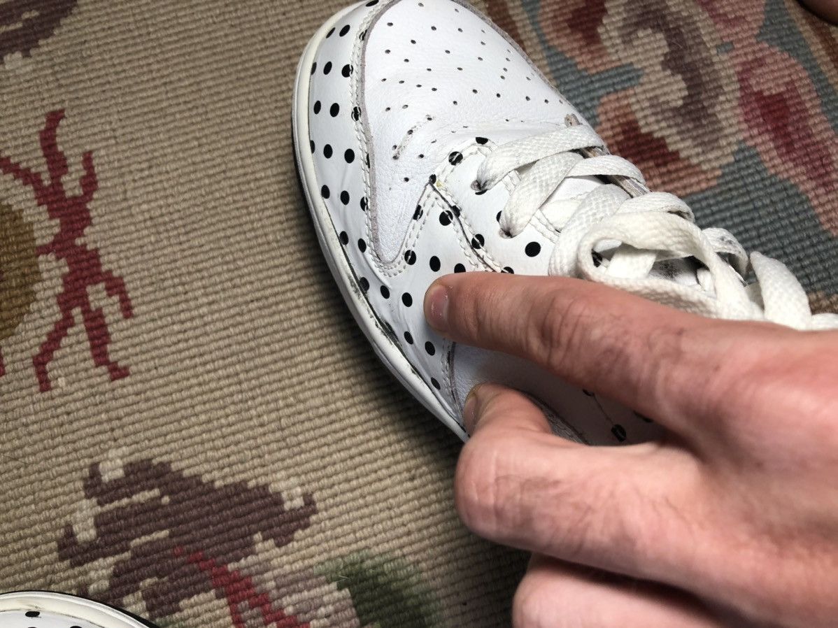 Fragment Design × Nike 2006 Dunk Low Prb Polka Dot - Fragment Size US 10.5 / EU 43-44 - 9 Thumbnail