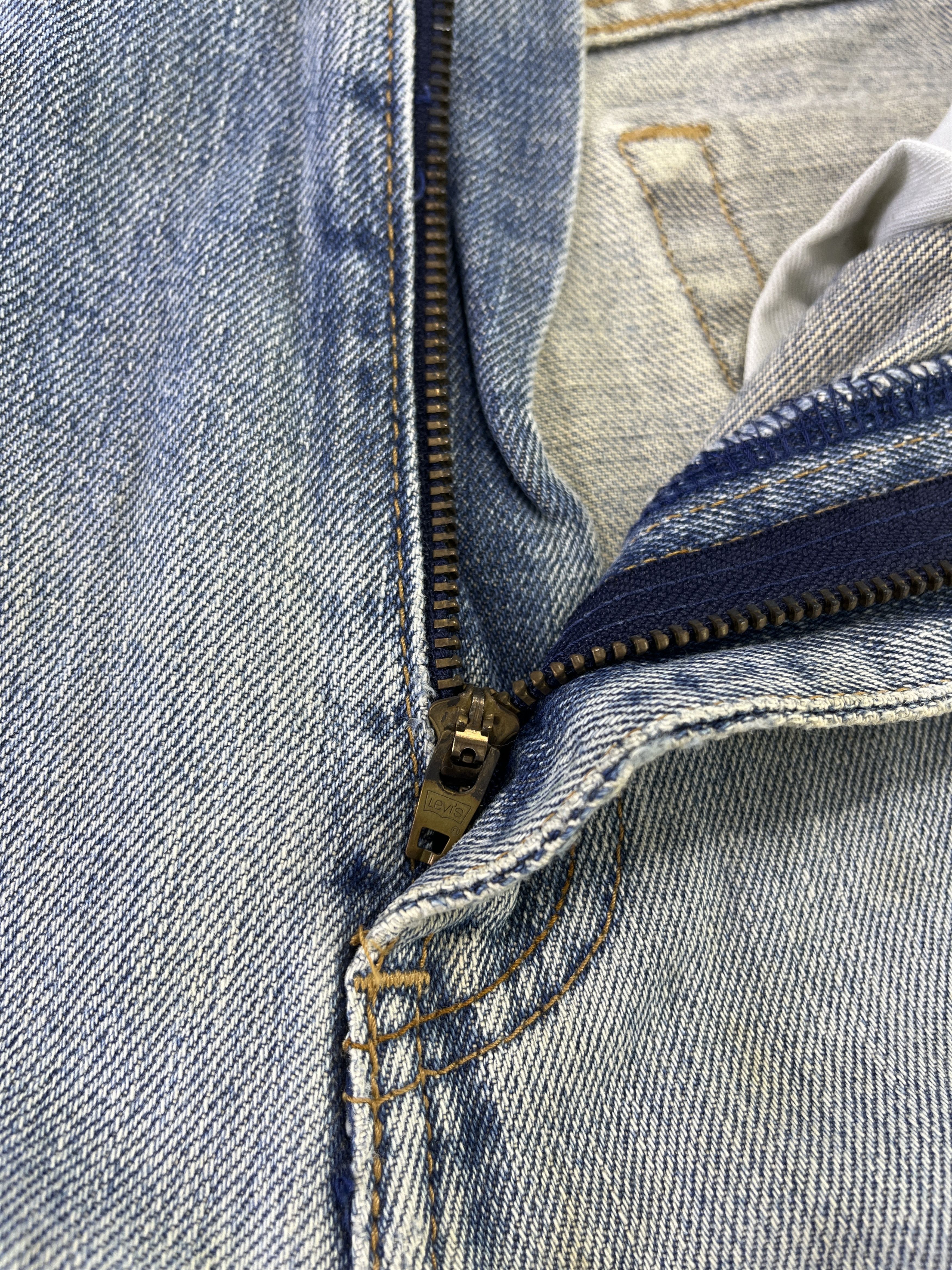 Levi's 90's Vintage Levis 511 Distressed Jeans - J911 Size 29" - 7 Thumbnail
