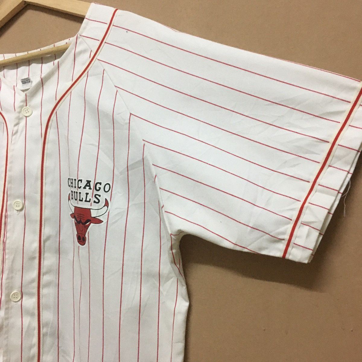 NBA CHICAGO BULLS Stripes Shirt Size US M / EU 48-50 / 2 - 3 Thumbnail