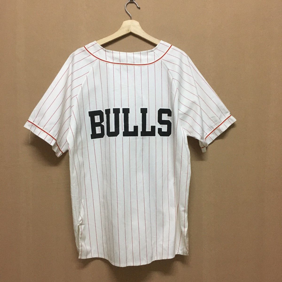 NBA CHICAGO BULLS Stripes Shirt Size US M / EU 48-50 / 2 - 1 Thumbnail