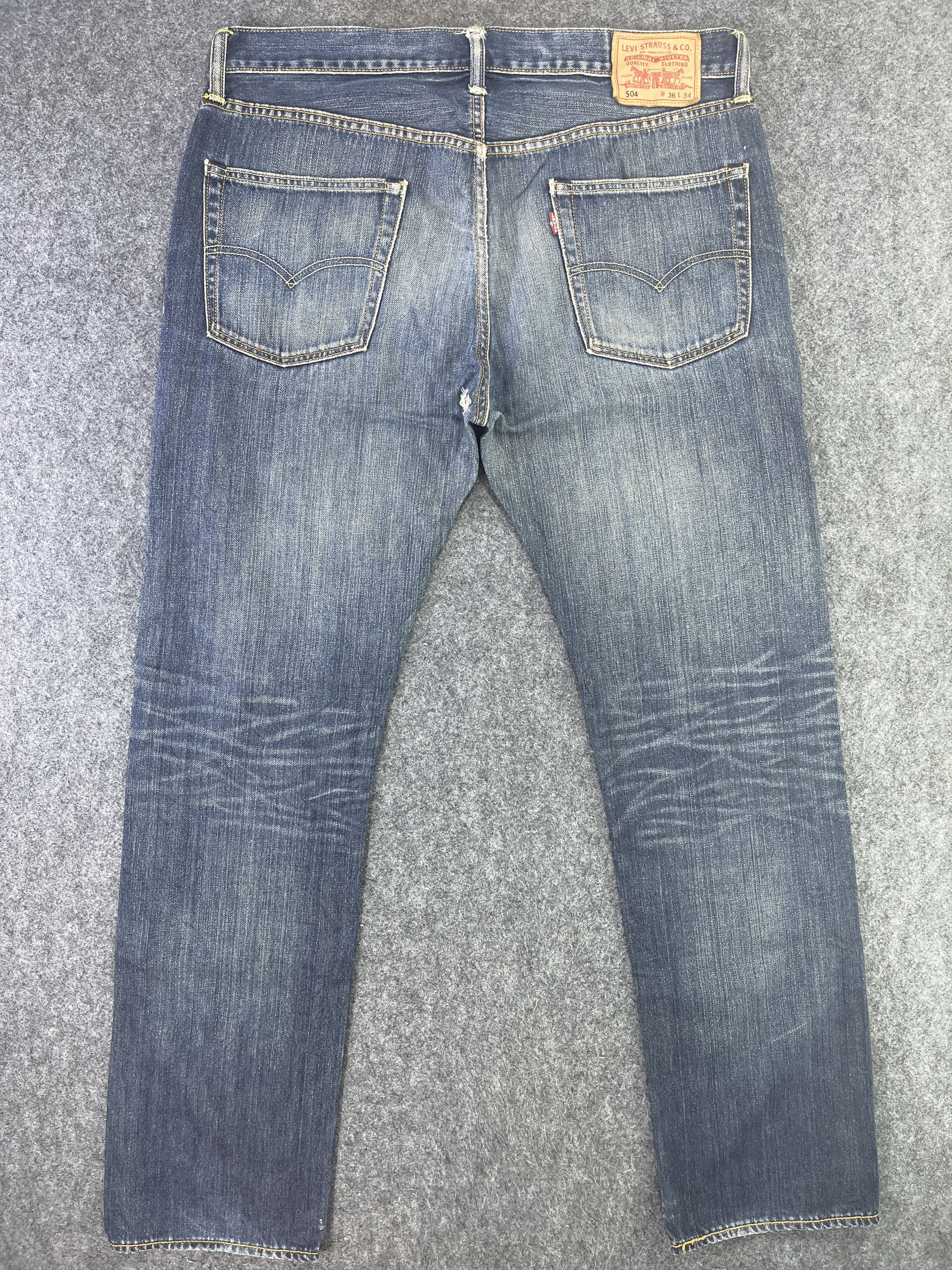Levi's × Vintage Vintage Levis 504 Blue Wash Jeans - J920 Size US 38 / EU 54 - 2 Thumbnail
