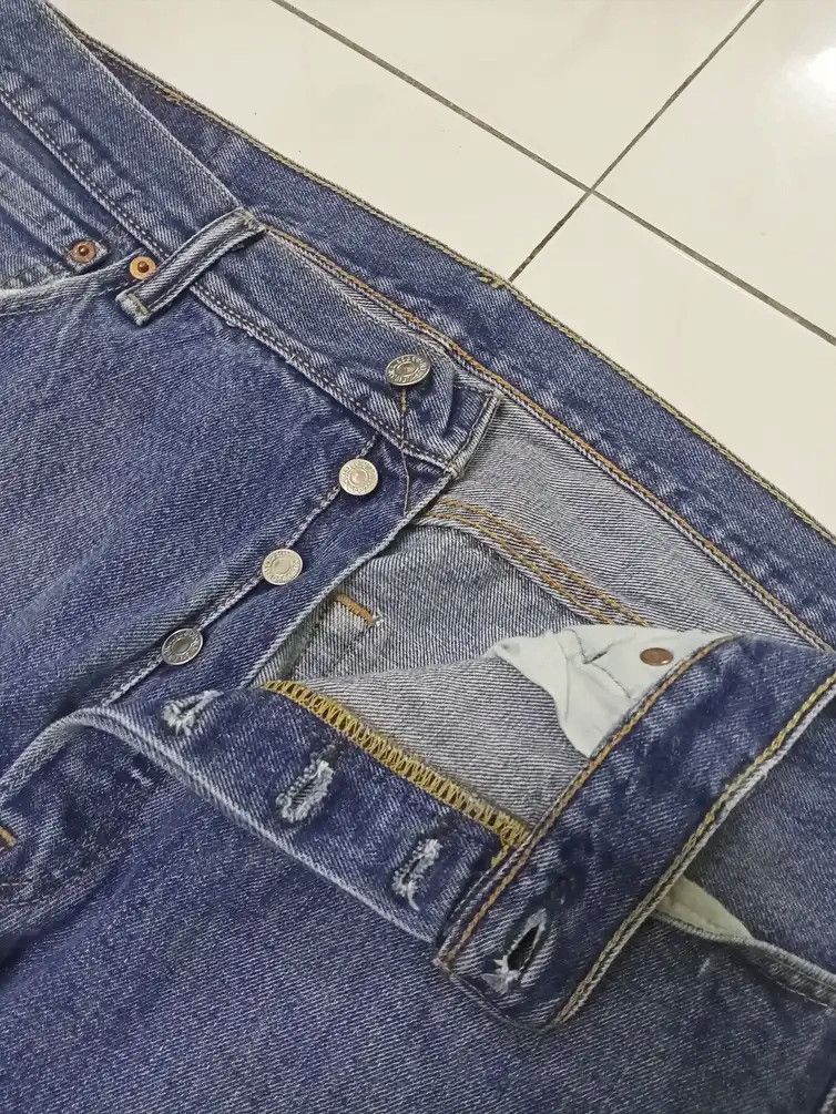 Levi's Vintage Levis 501 Blue Jeans 38x43 Size US 38 / EU 54 - 9 Thumbnail