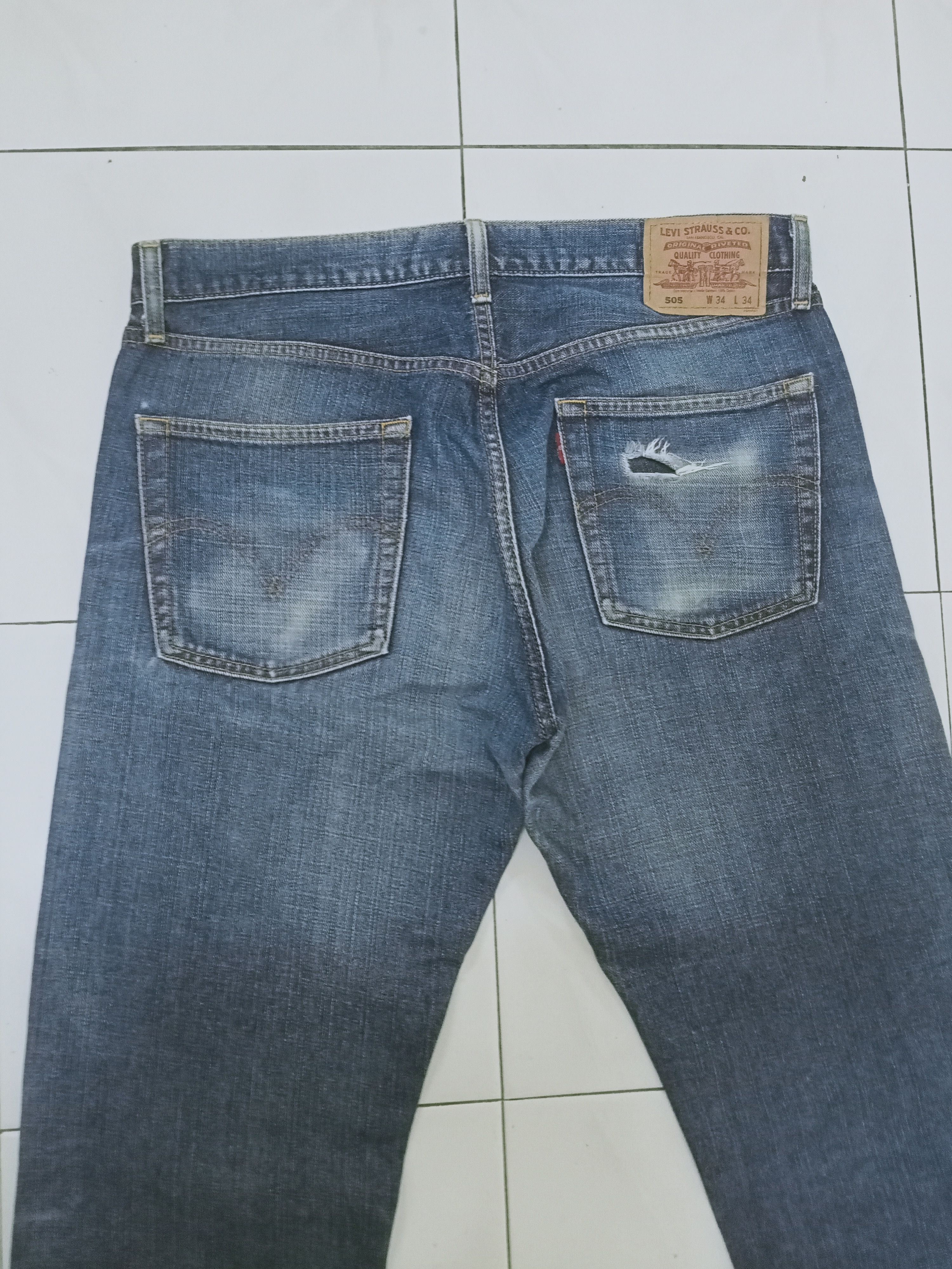 Levi's Vintage Levis 505 Blue Jeans 34x31 Size US 34 / EU 50 - 8 Thumbnail