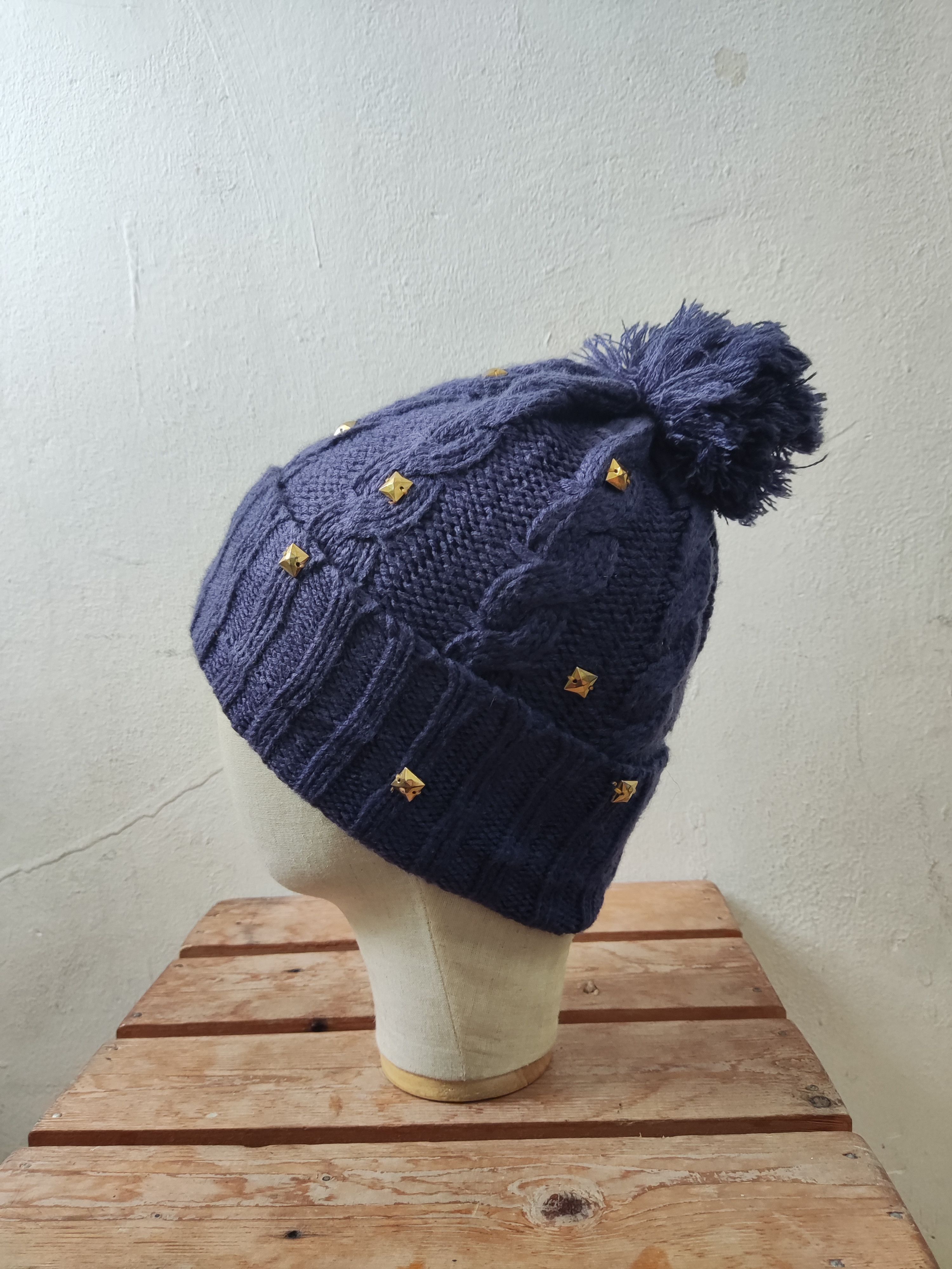 Japanese Brand Japanese Spikes Beanie Hat Size ONE SIZE - 4 Thumbnail