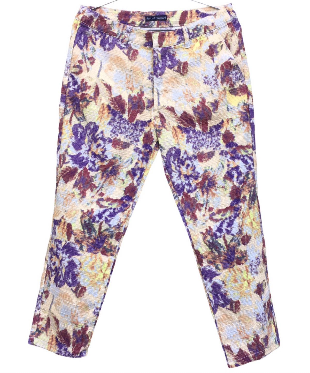 Journal Standard Journal Standard 3 Quarter Floral Pant Size 28" / US 6 / IT 42 - 1 Thumbnail