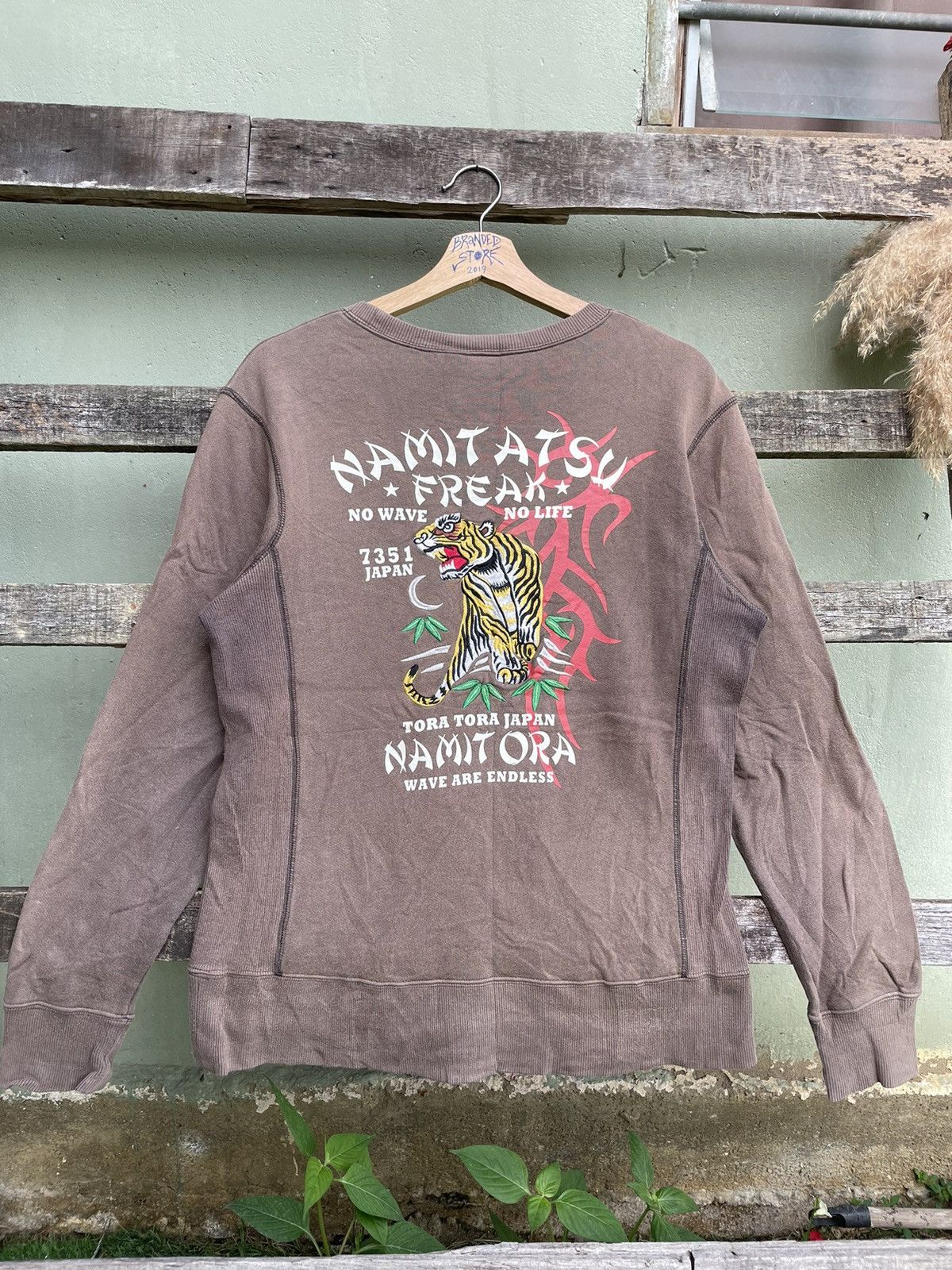 Japanese Brand × Vintage Vintage Sukajan Namitatsu Tiger Embroidery Big Logo Sweter Size US M / EU 48-50 / 2 - 1 Thumbnail