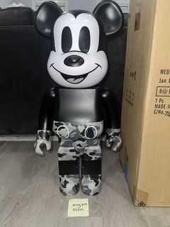 Bape × Medicom Bearbrick