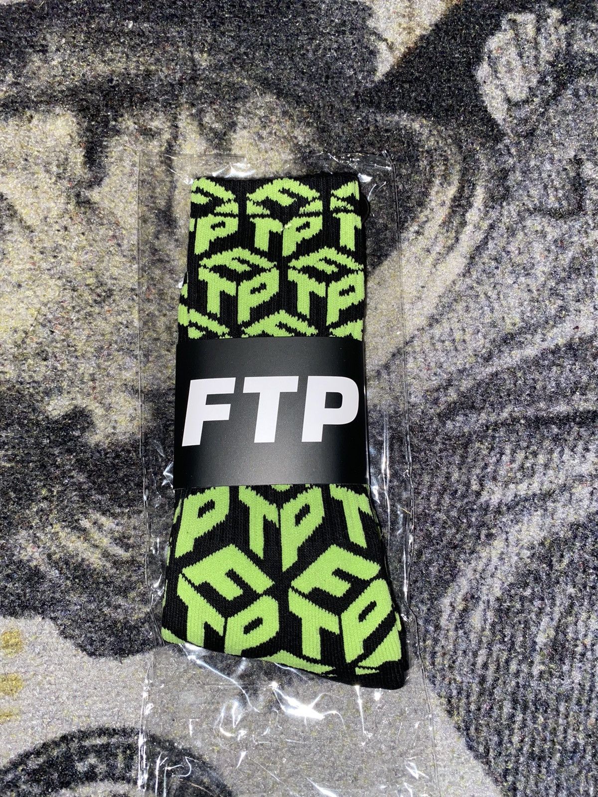 Fuck The Population FTP DIMENSION LOGO SOCKS (GREEN/BLACK) Size ONE SIZE - 1 Thumbnail