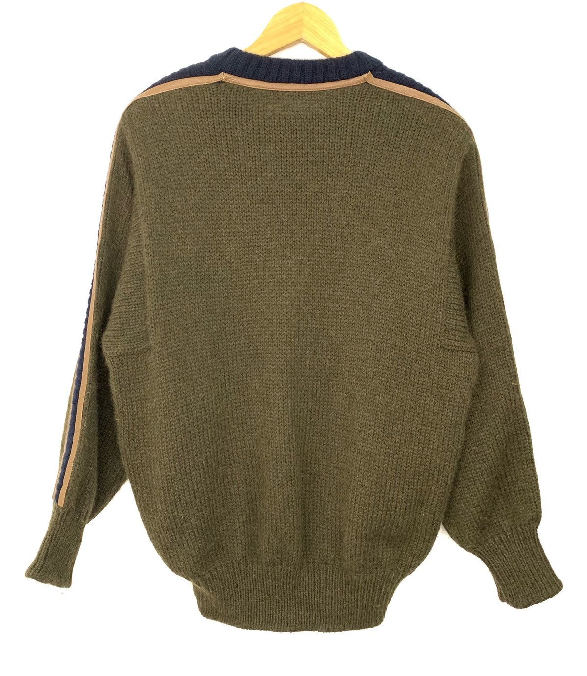 Givenchy GRAIL ‼️ Givenchy Vintage Trimmed Knit Sweater Size US M / EU 48-50 / 2 - 3 Thumbnail