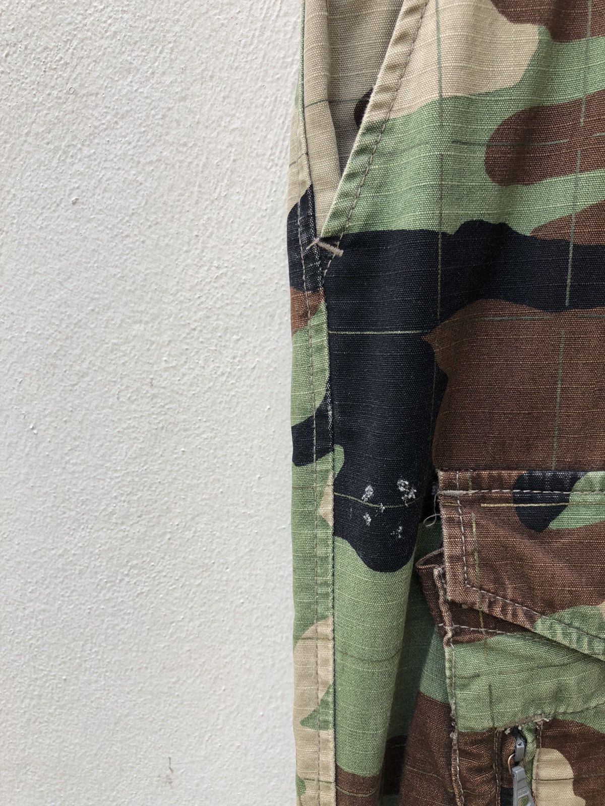 Sophnet. Sophnet Japan Camouflage Tactical Parachute Cargo Trouser Size US 32 / EU 48 - 8 Thumbnail