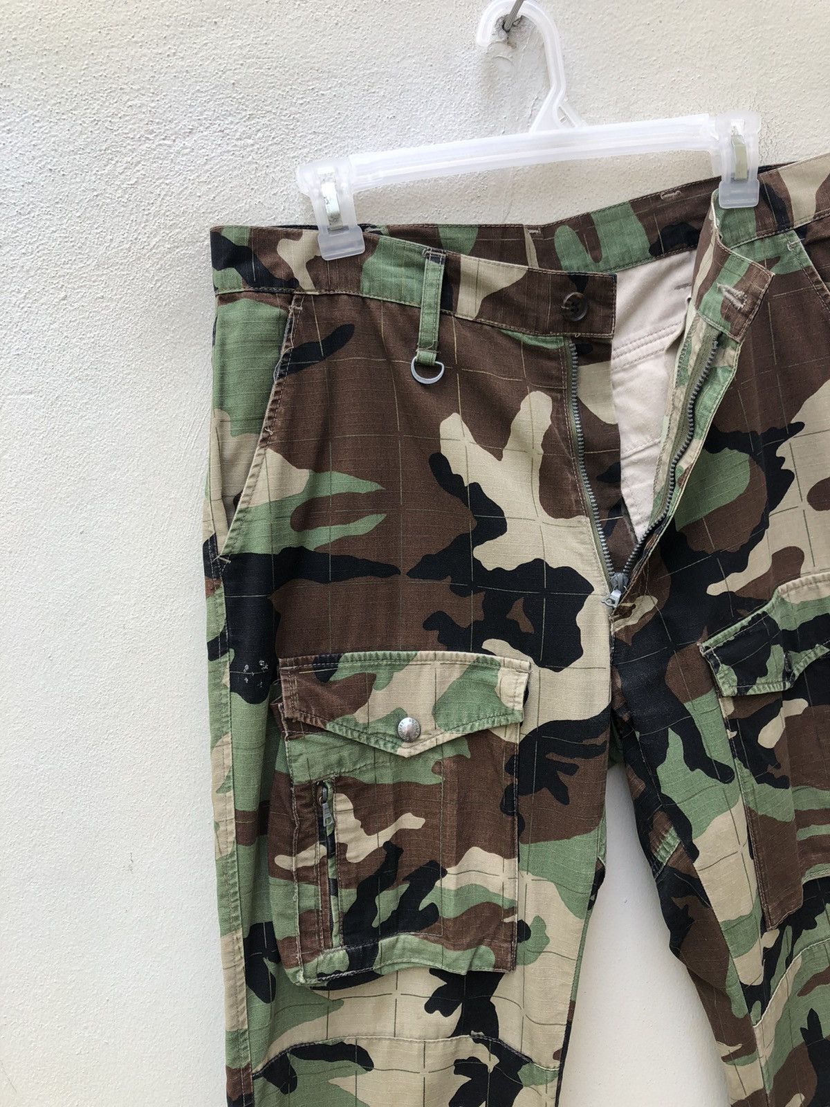 Sophnet. Sophnet Japan Camouflage Tactical Parachute Cargo Trouser Size US 32 / EU 48 - 7 Thumbnail