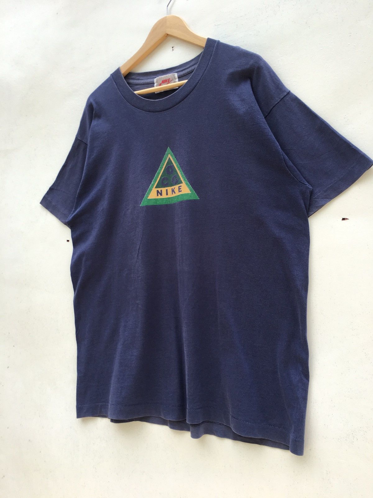 Nike ACG Vintage Nike 90s ACG Big Logo single stitch Tshirt Size US L / EU 52-54 / 3 - 3 Thumbnail