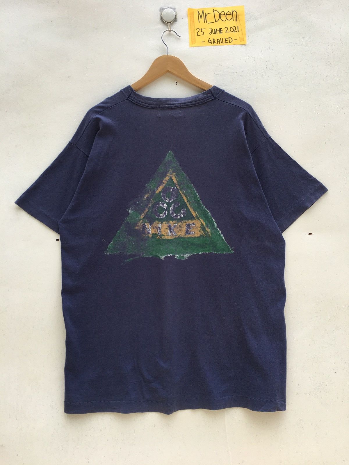 Nike ACG Vintage Nike 90s ACG Big Logo single stitch Tshirt Size US L / EU 52-54 / 3 - 10 Thumbnail