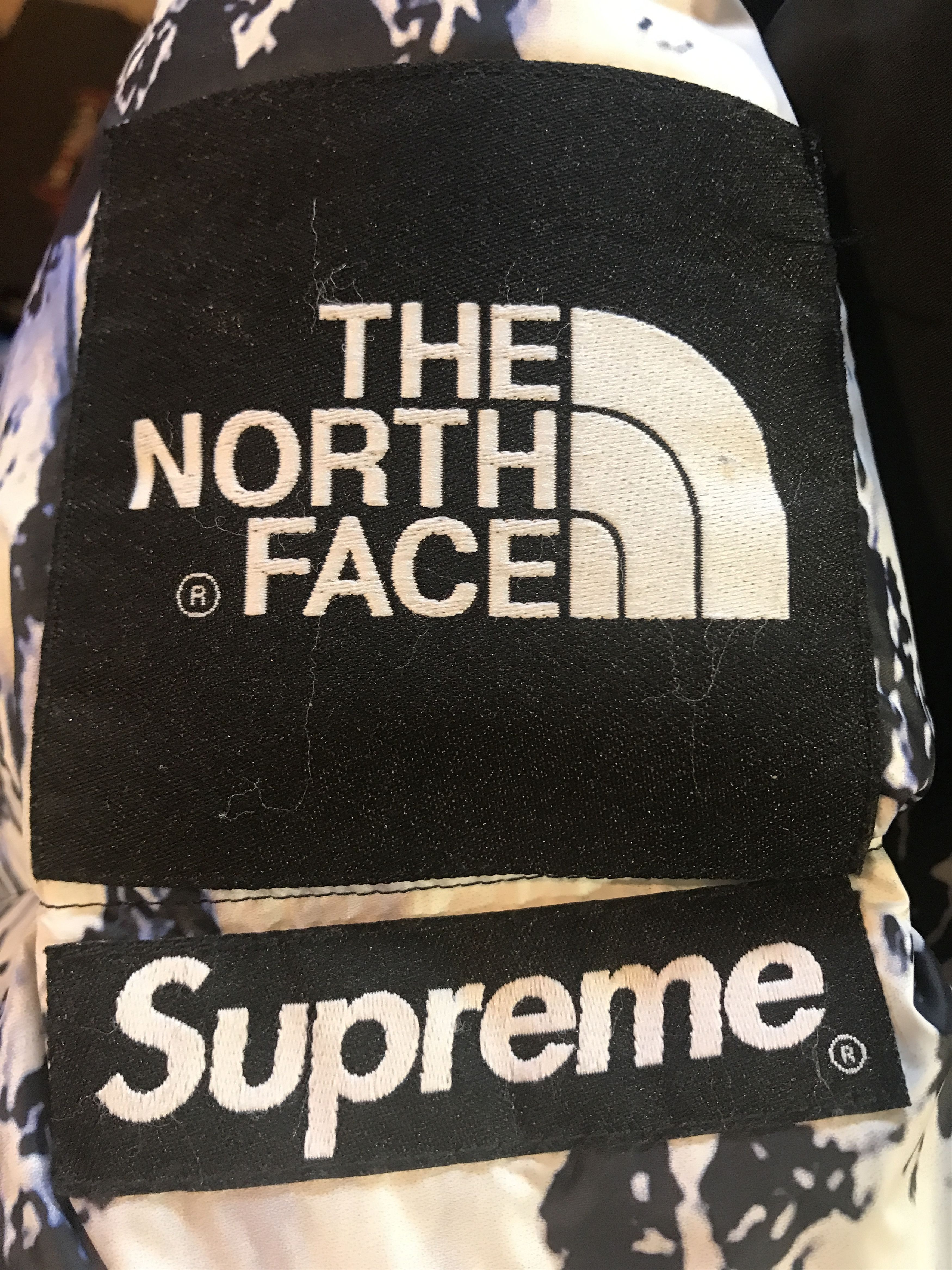 Supreme × The North Face Supreme The North Face Mountain Supreme × The North Face Supreme The North Face Mountain