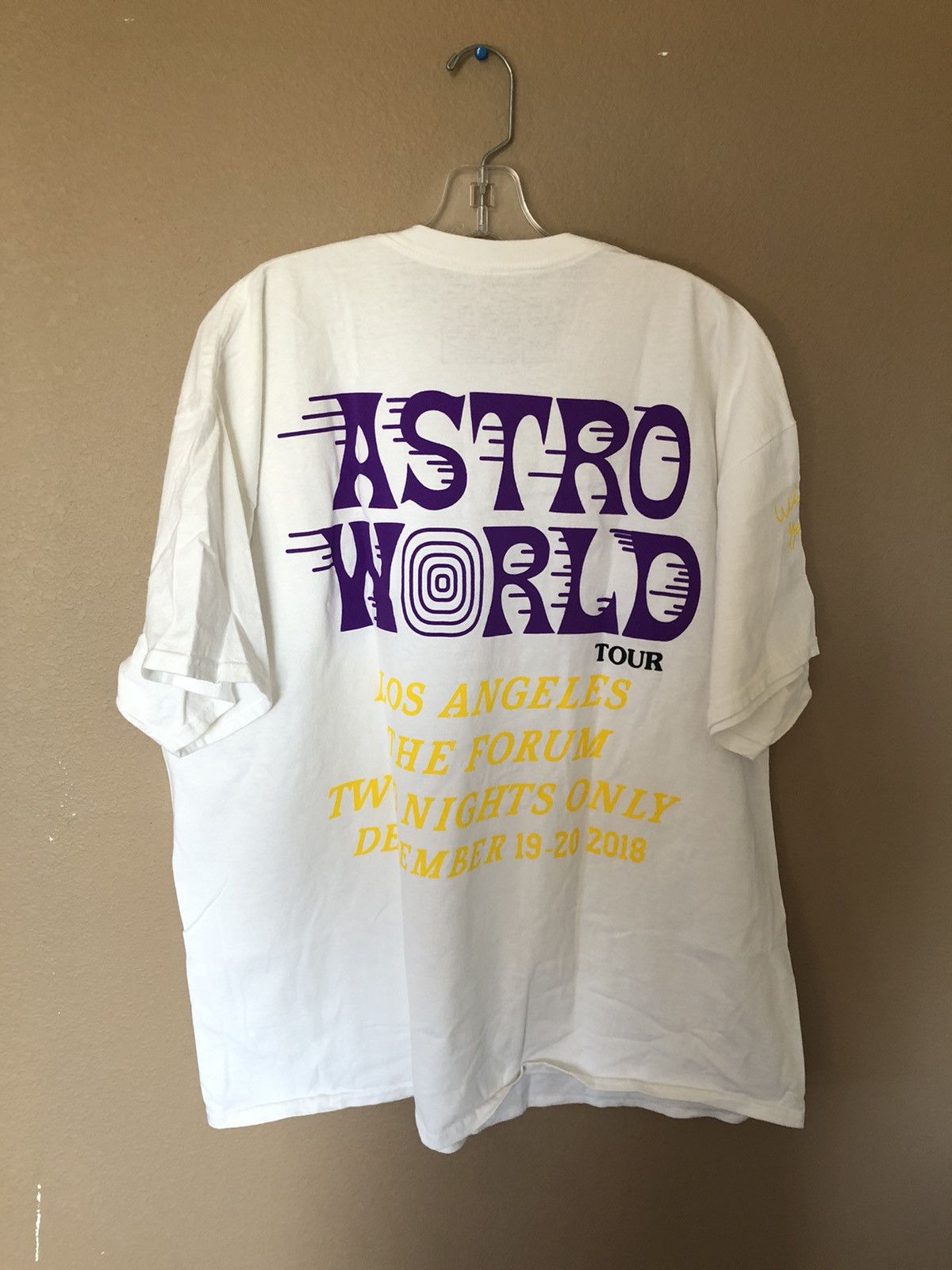 Travis Scott Travis Scott astroworld tour tee LA Forum XXXL white Size US XXL / EU 58 / 5 - 4 Thumbnail