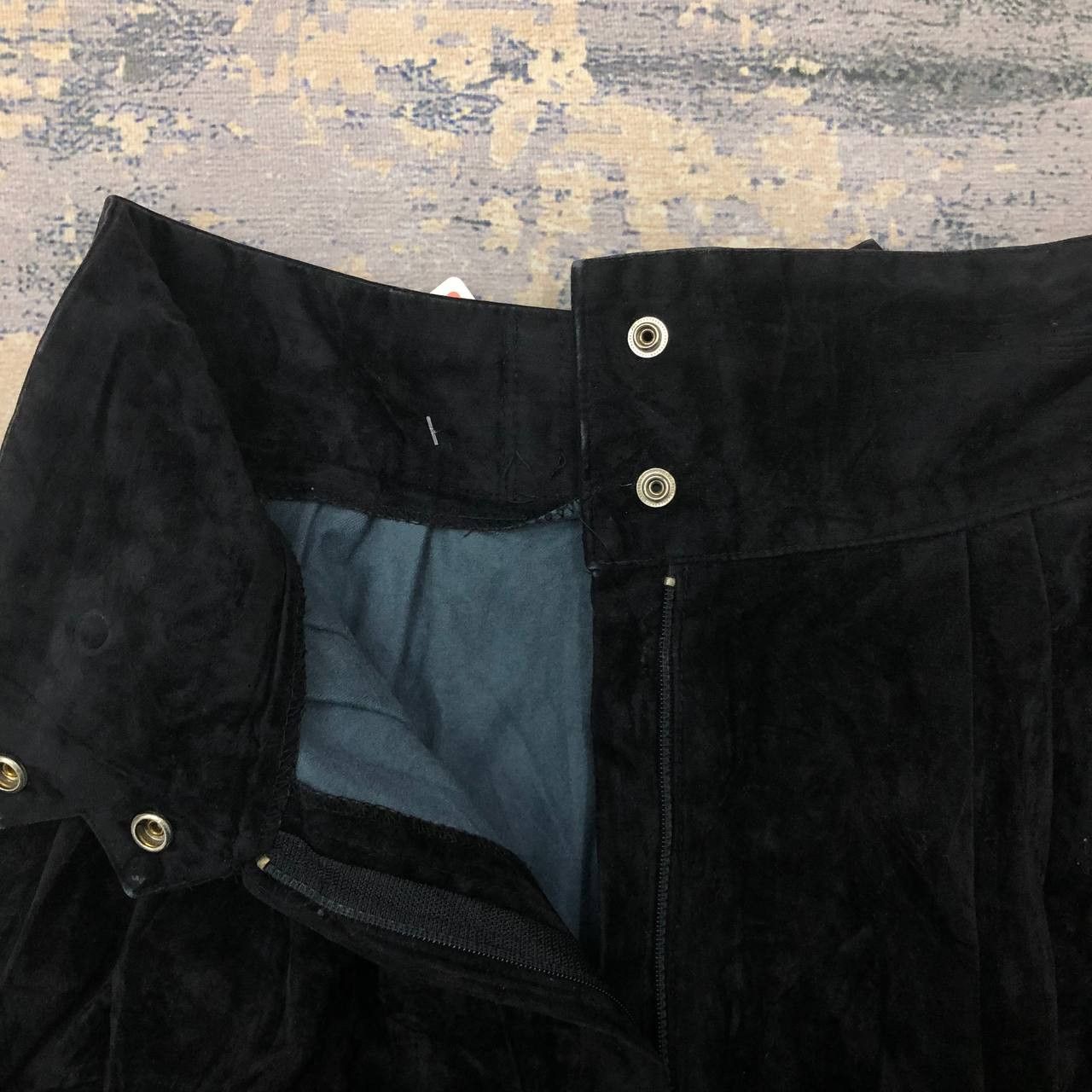 Japanese Brand P77 SHIKAWA JAPAN SUEDE LEATHER PANTS SIZE L Size 26" / US 2 / IT 38 - 5 Thumbnail