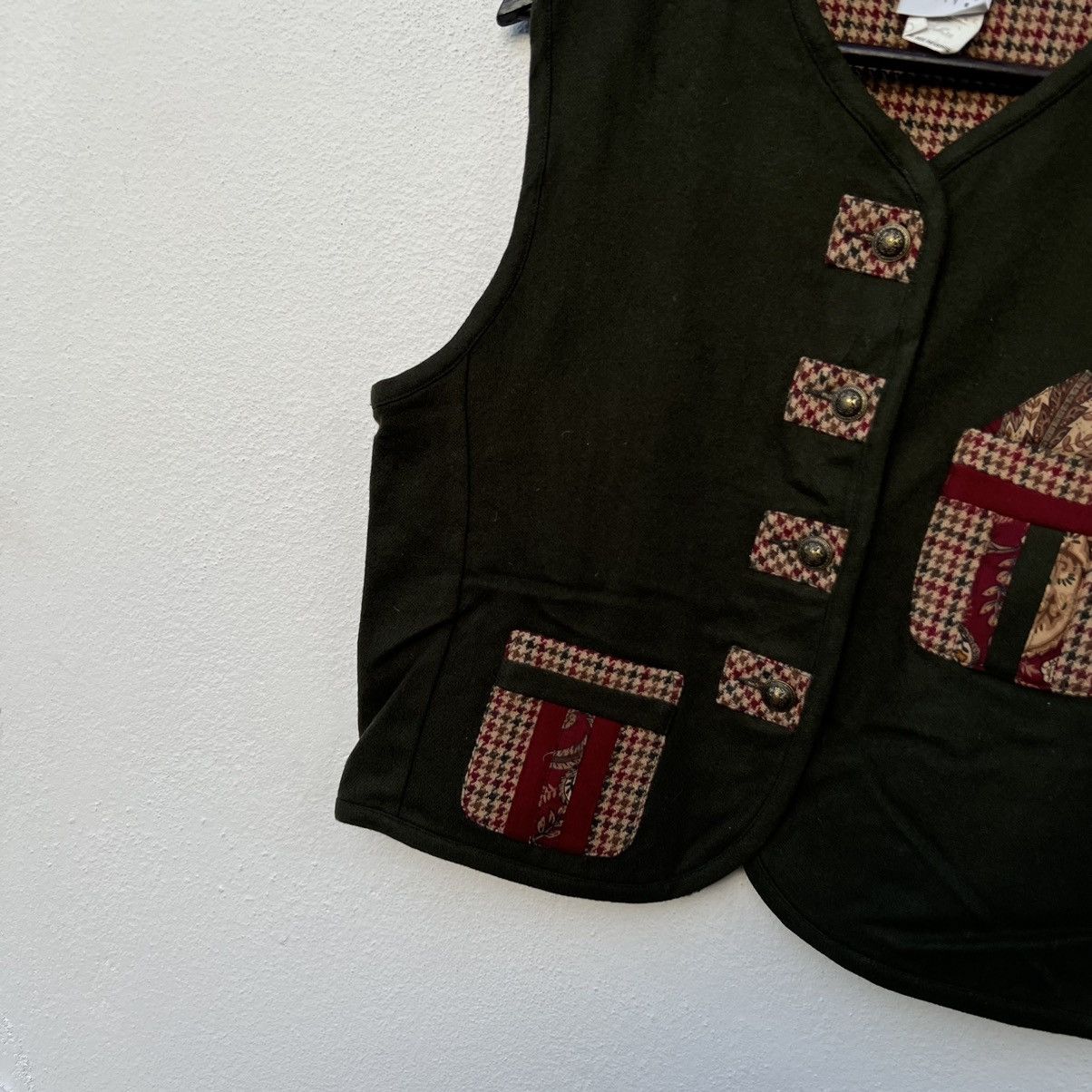 Japanese Brand VINTAGE KORET PETITES TARTAN DESIGN VEST MADE IN USA Size US M / EU 48-50 / 2 - 4 Thumbnail