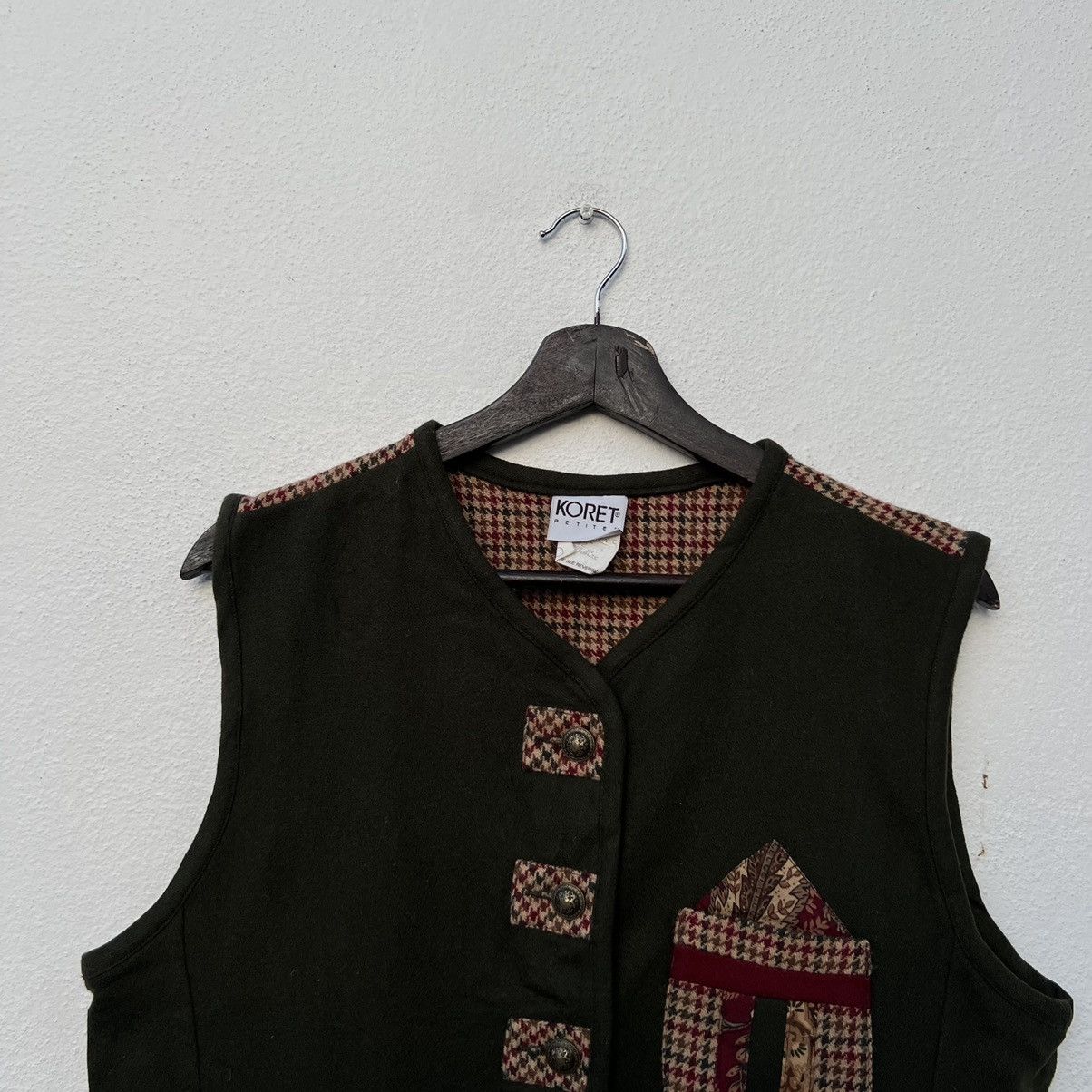 Japanese Brand VINTAGE KORET PETITES TARTAN DESIGN VEST MADE IN USA Size US M / EU 48-50 / 2 - 3 Thumbnail