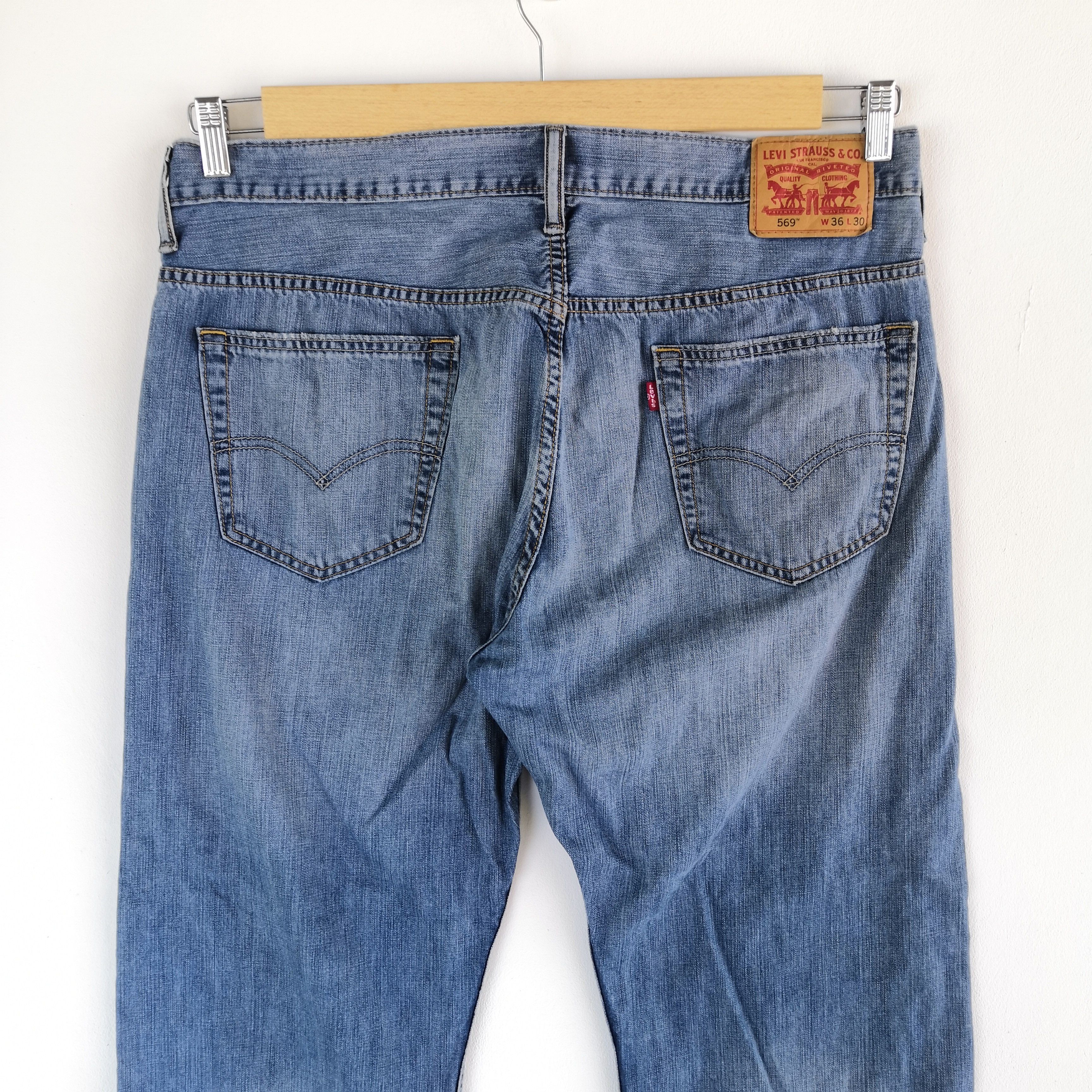 Levi's Vintage Levis Baggy Light Wash Jeans Dirty Levi's 569 Denim Size US 36 / EU 52 - 6 Thumbnail