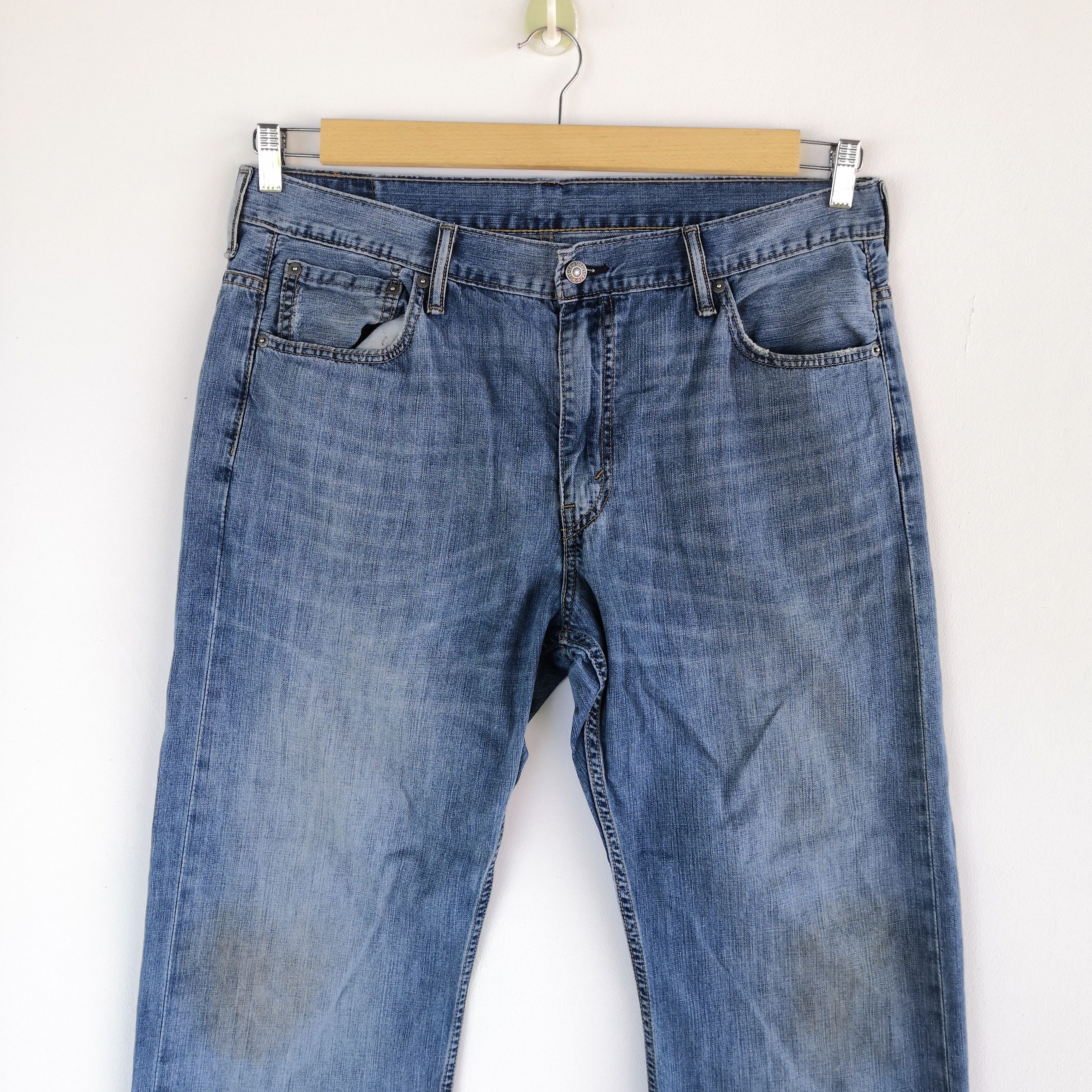 Levi's Vintage Levis Baggy Light Wash Jeans Dirty Levi's 569 Denim Size US 36 / EU 52 - 4 Thumbnail