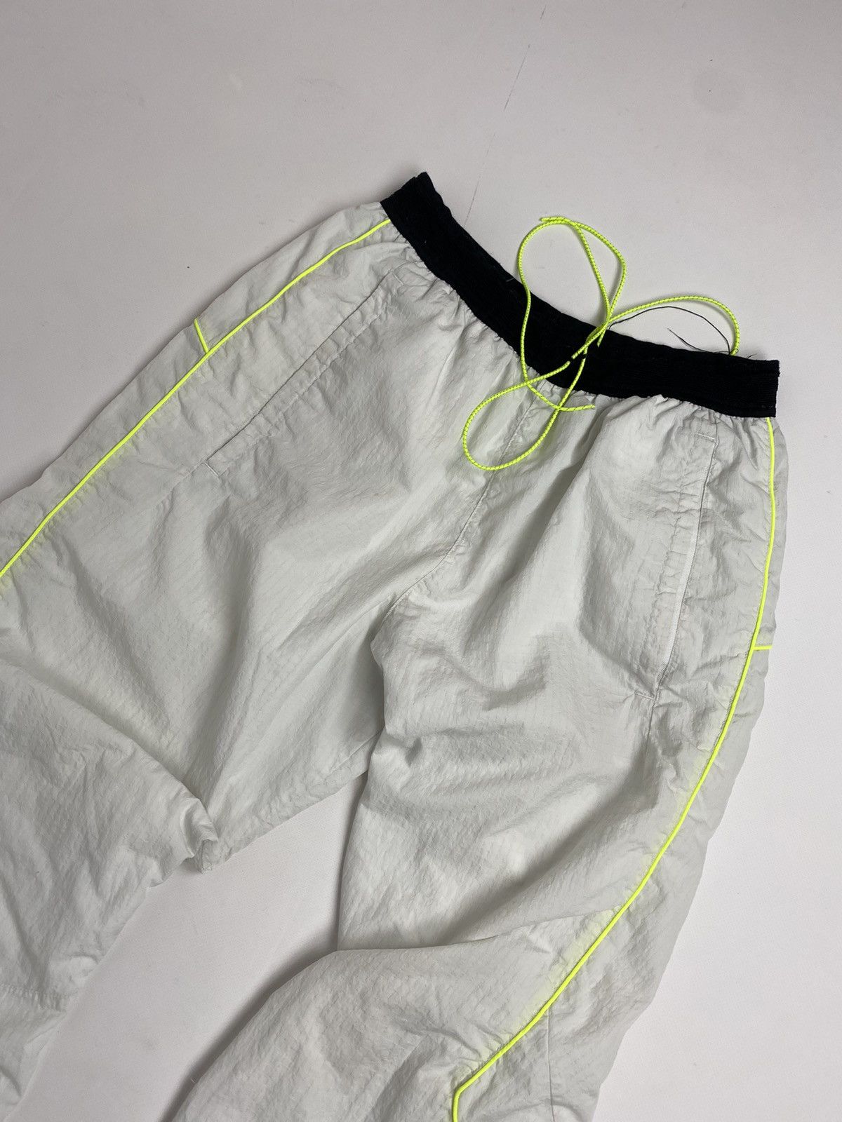 Nike Nike vintage pants y2k logo track pants drill y2k Size US 30 / EU 46 - 4 Thumbnail