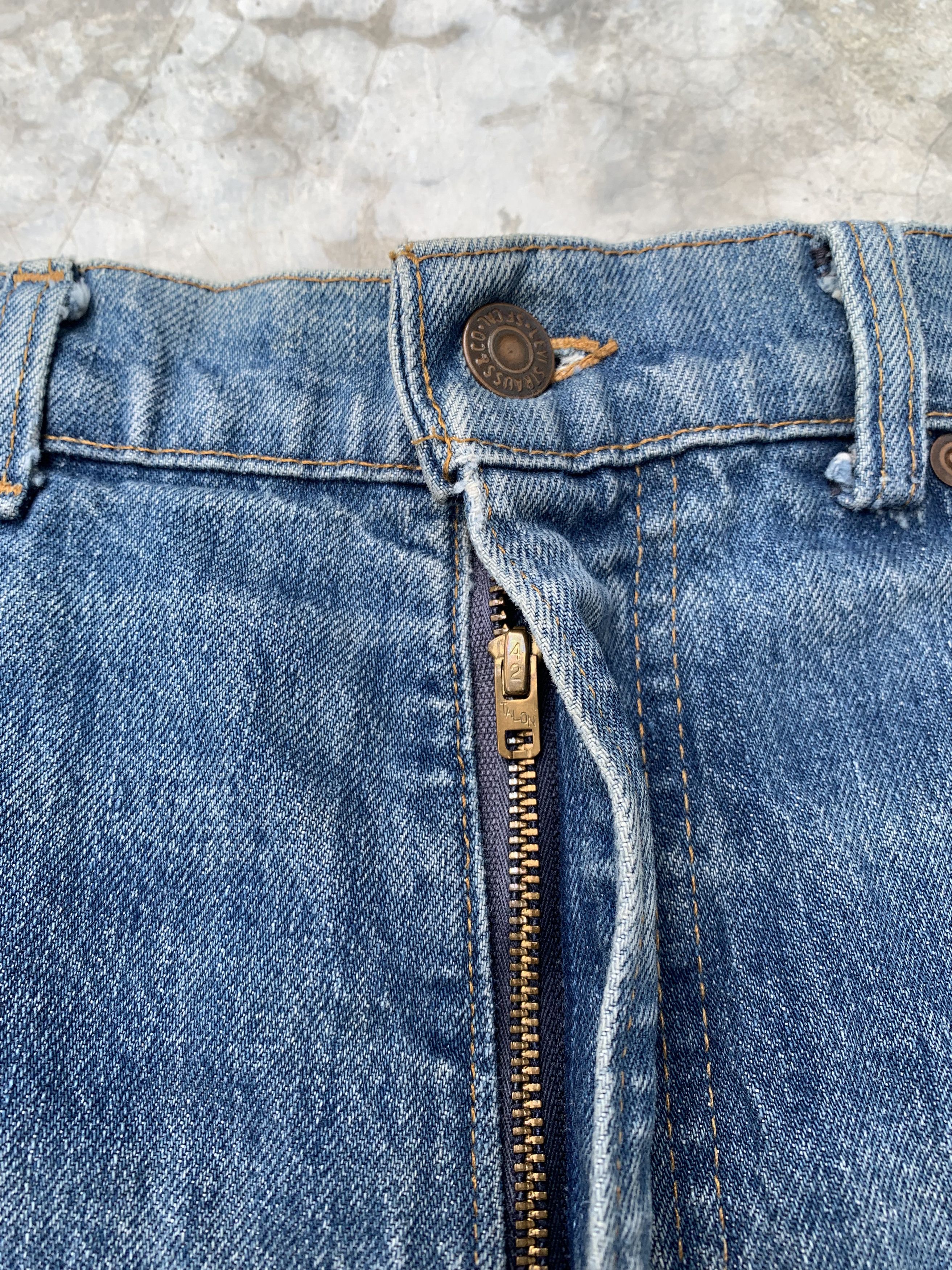 Levi's Vintage 80s Levis Movin' On Denim Shorts Size 32" / US 10 / IT 46 - 3 Thumbnail