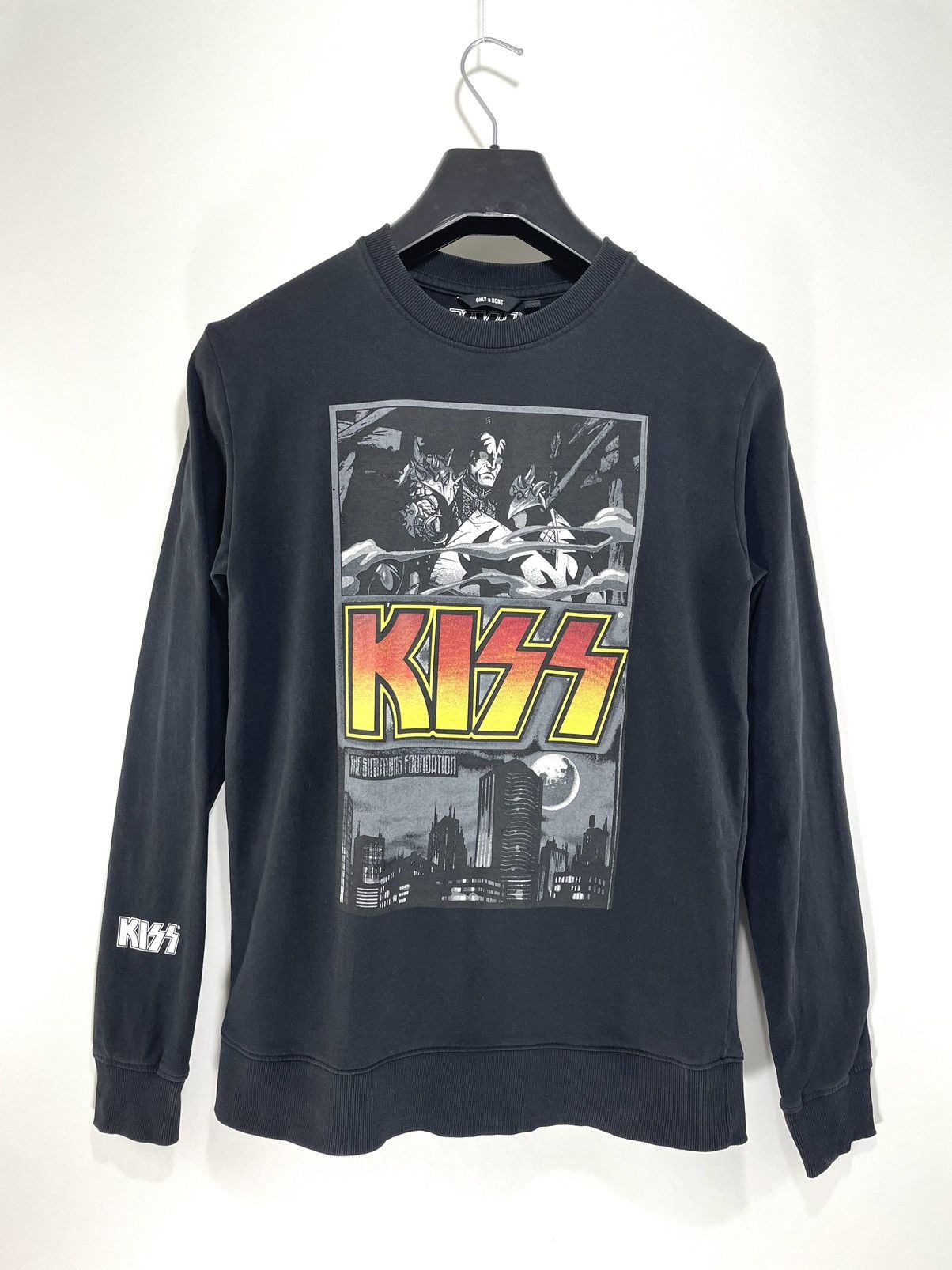 image of Band Tees x Hype Kiss Longsleeve in Black, Men's (Size Small)