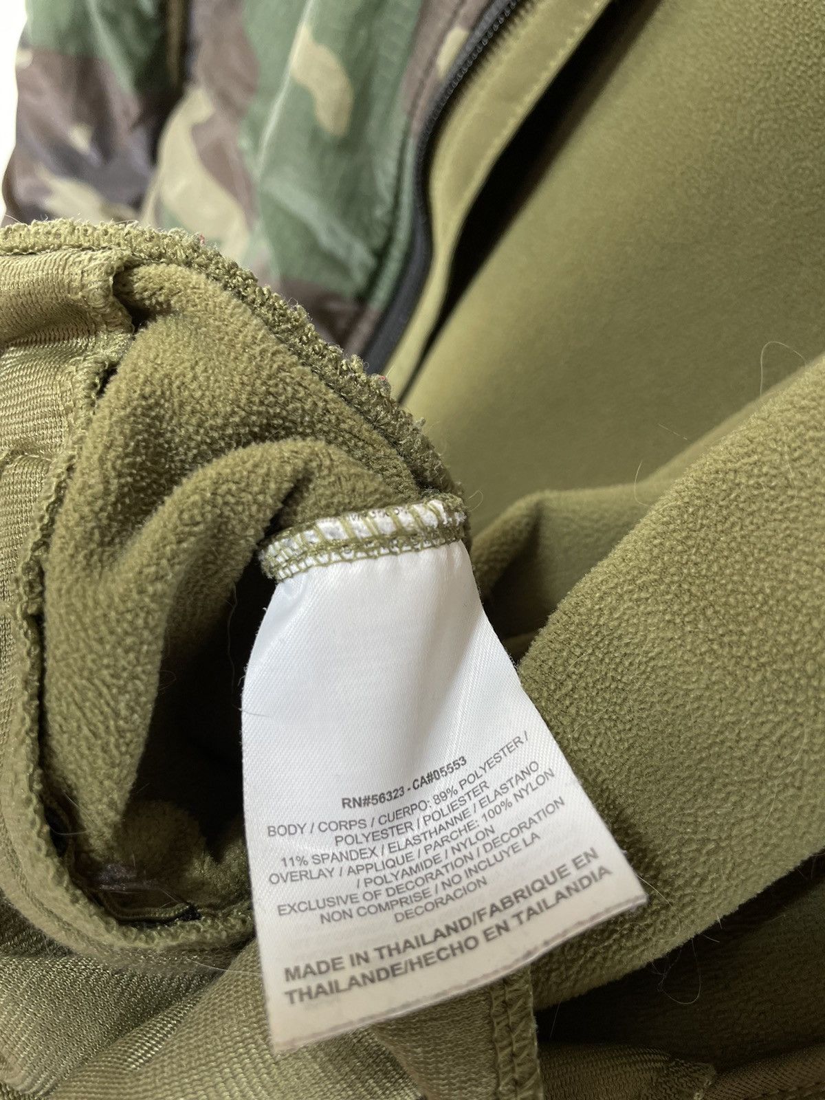 Nike ACG rare nike acg camo tech jacket Size US S / EU 44-46 / 1 - 16 Thumbnail