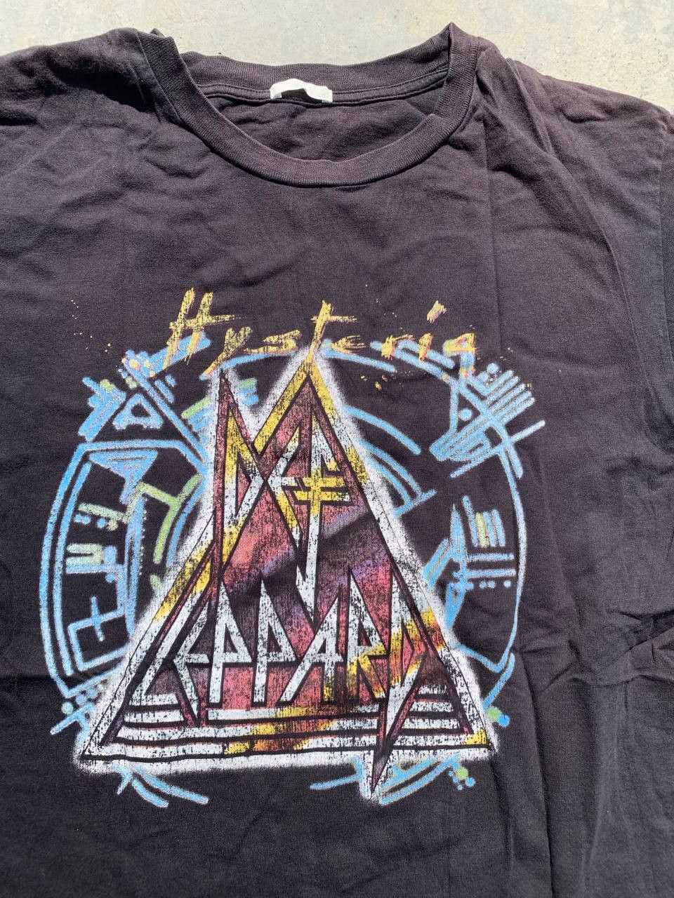 Band Tees Def Leppard Tour Tee Shirt Size US L / EU 52-54 / 3 - 6 Thumbnail