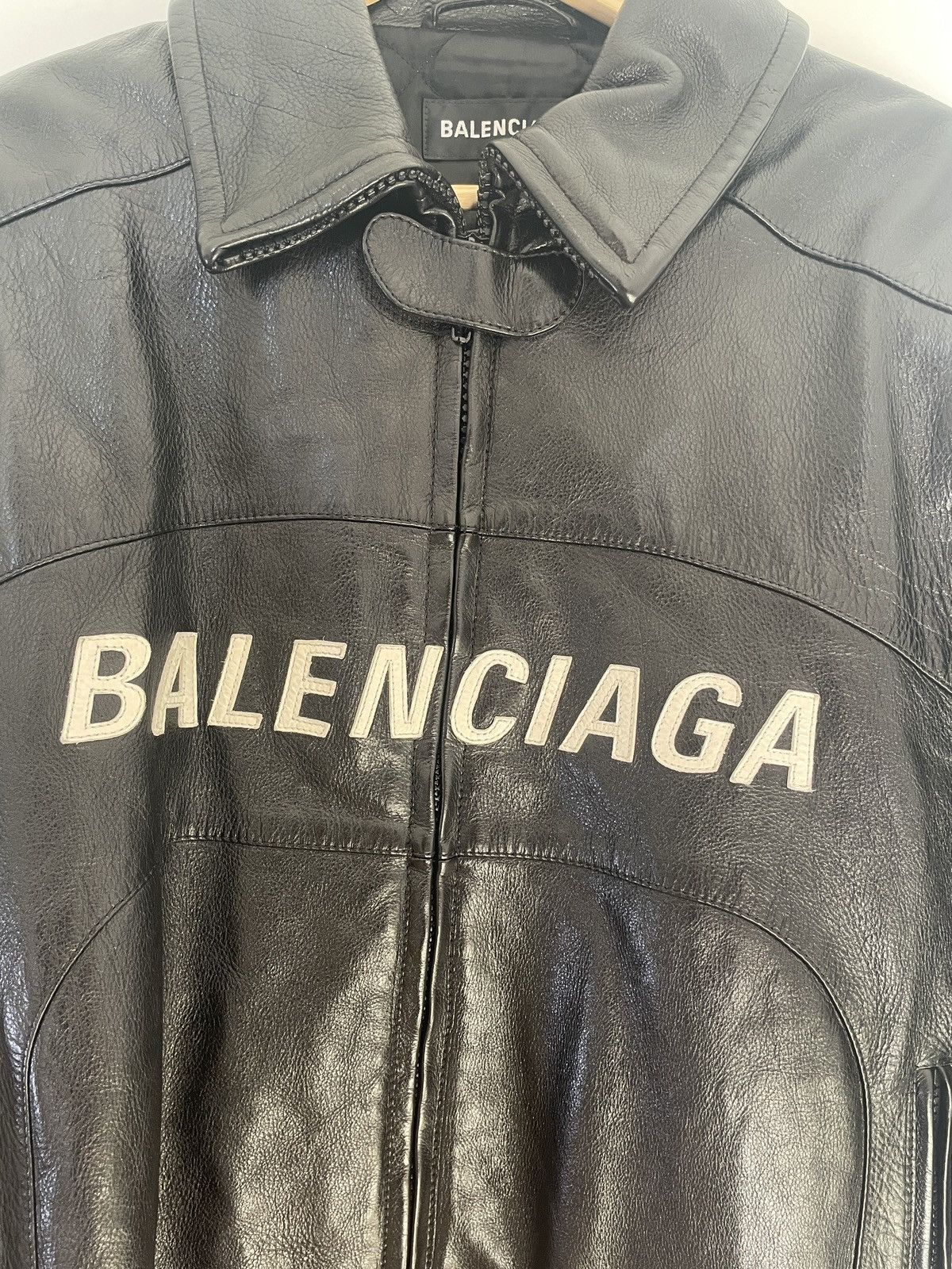 Balenciaga BALENCIAGA BUFFALO LEATHER JACKET SS 19 Size US M / EU 48-50 / 2 - 2 Thumbnail