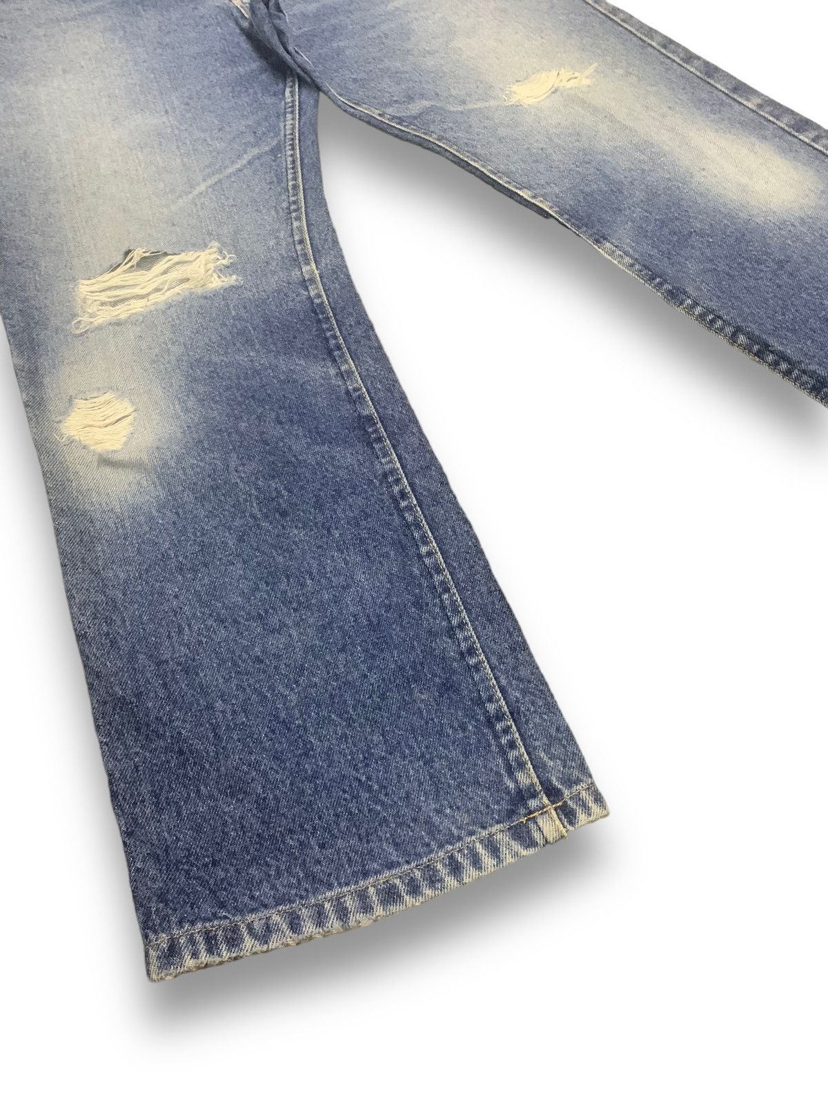 Lee Vintage 80s Lee Faded Classic Fit Clawmark Distressed Jeans Size US 32 / EU 48 - 9 Thumbnail