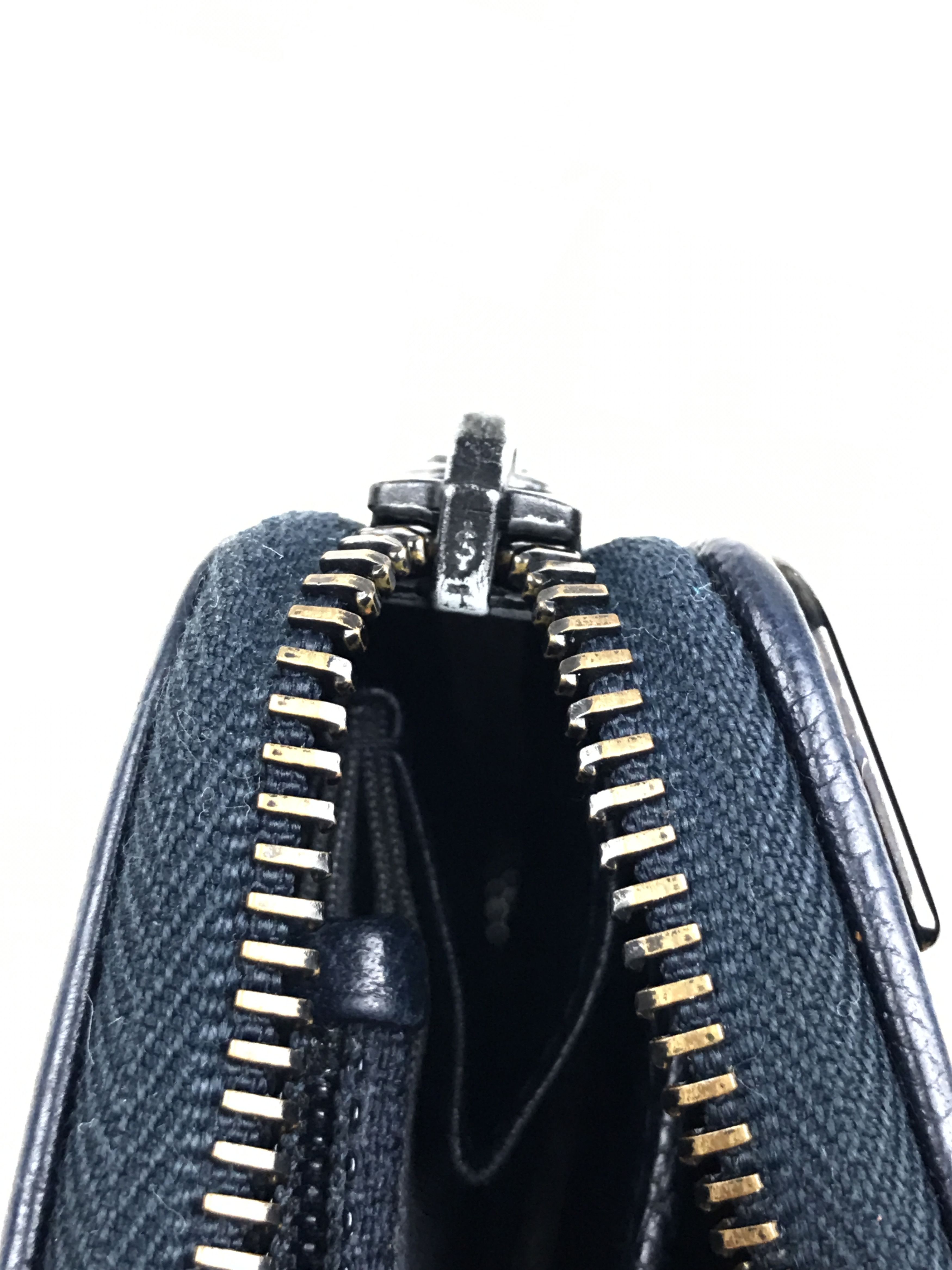 Chanel × Vintage Chanel Black Caviar Zip Around Long Wallet Size ONE SIZE - 17 Thumbnail