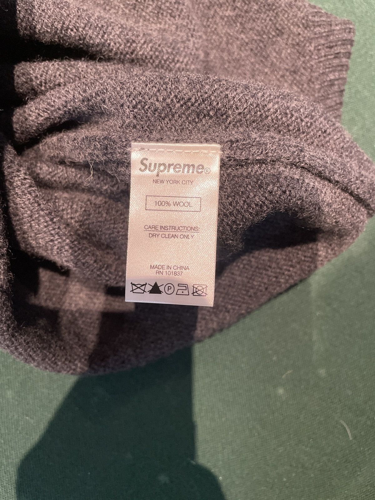 Supreme Supreme stone washed sweater Size US M / EU 48-50 / 2 - 5 Thumbnail
