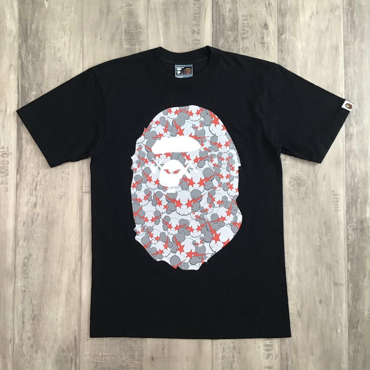 Bape × Kaws × Nigo BAPE × KAWS skullsta big head T-shirt a bathing ape NIGO Size US S / EU 44-46 / 1 - 1 Thumbnail
