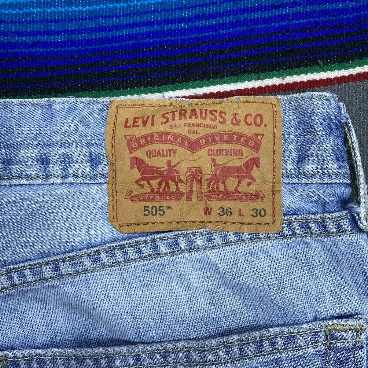 Levi's Vintage Levi’s 505 Blue Light Washed Denim Size US 38 / EU 54 - 9 Thumbnail