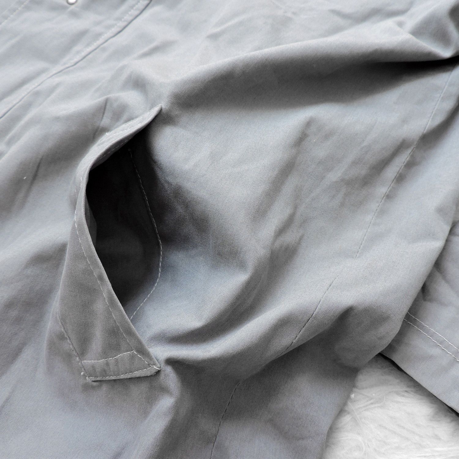 Burberry 90’S BURBERRYS REFLECTIVE LOGO TRENCH COAT JACKET Size US M / EU 48-50 / 2 - 12 Thumbnail