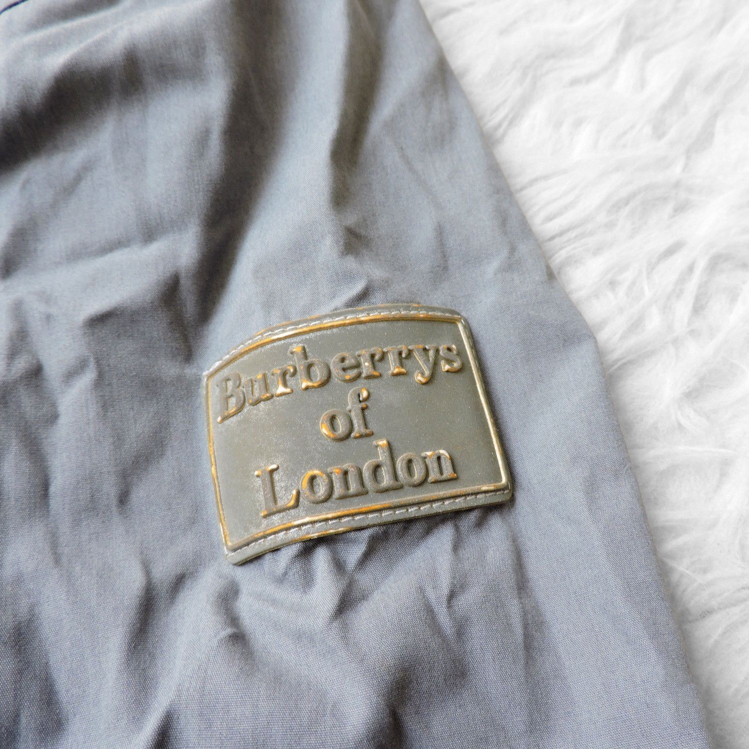 Burberry 90’S BURBERRYS REFLECTIVE LOGO TRENCH COAT JACKET Size US M / EU 48-50 / 2 - 8 Thumbnail