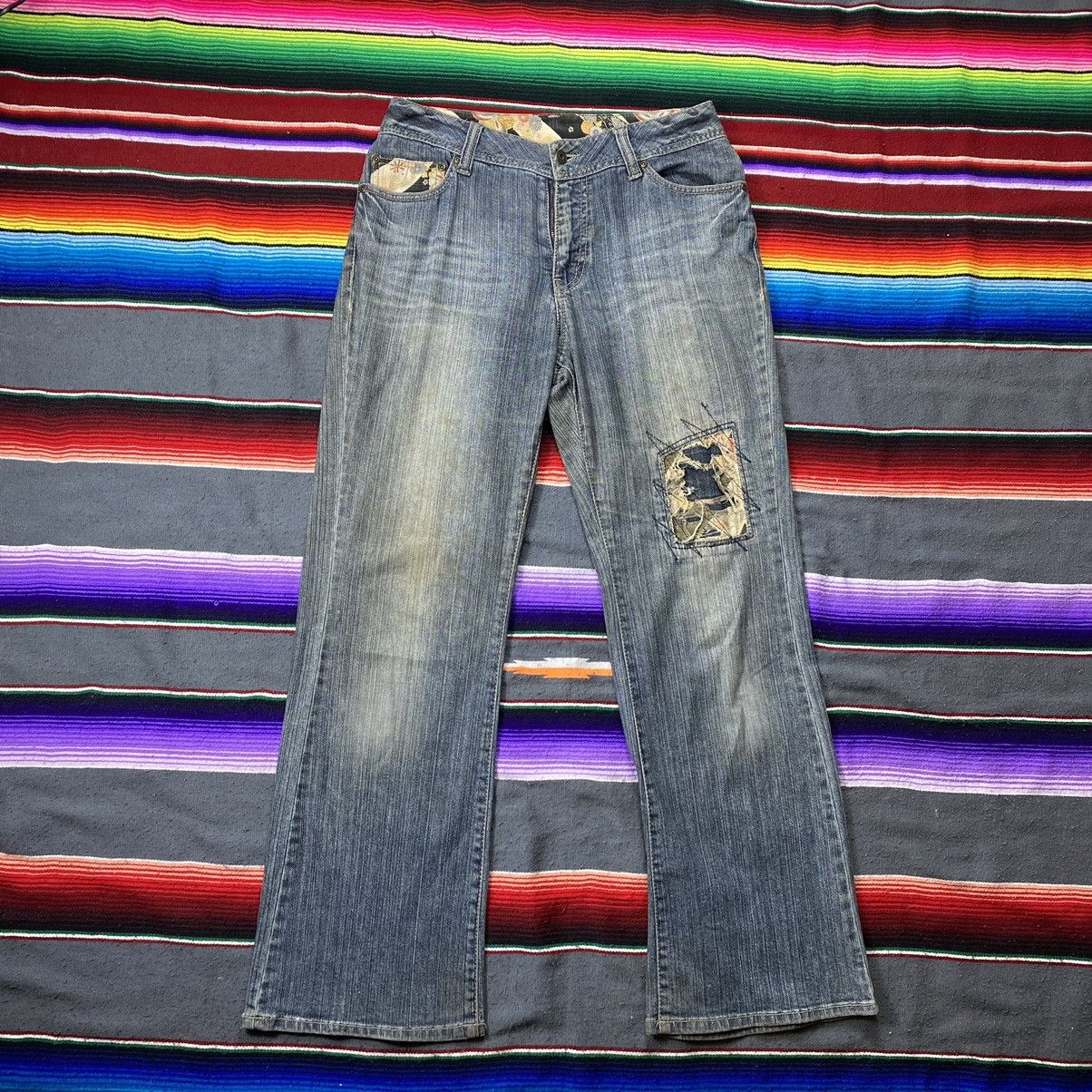 Vintage Vintage Traditional Japanese Floral Flare Distressed Denim Size US 32 / EU 48 - 1 Thumbnail