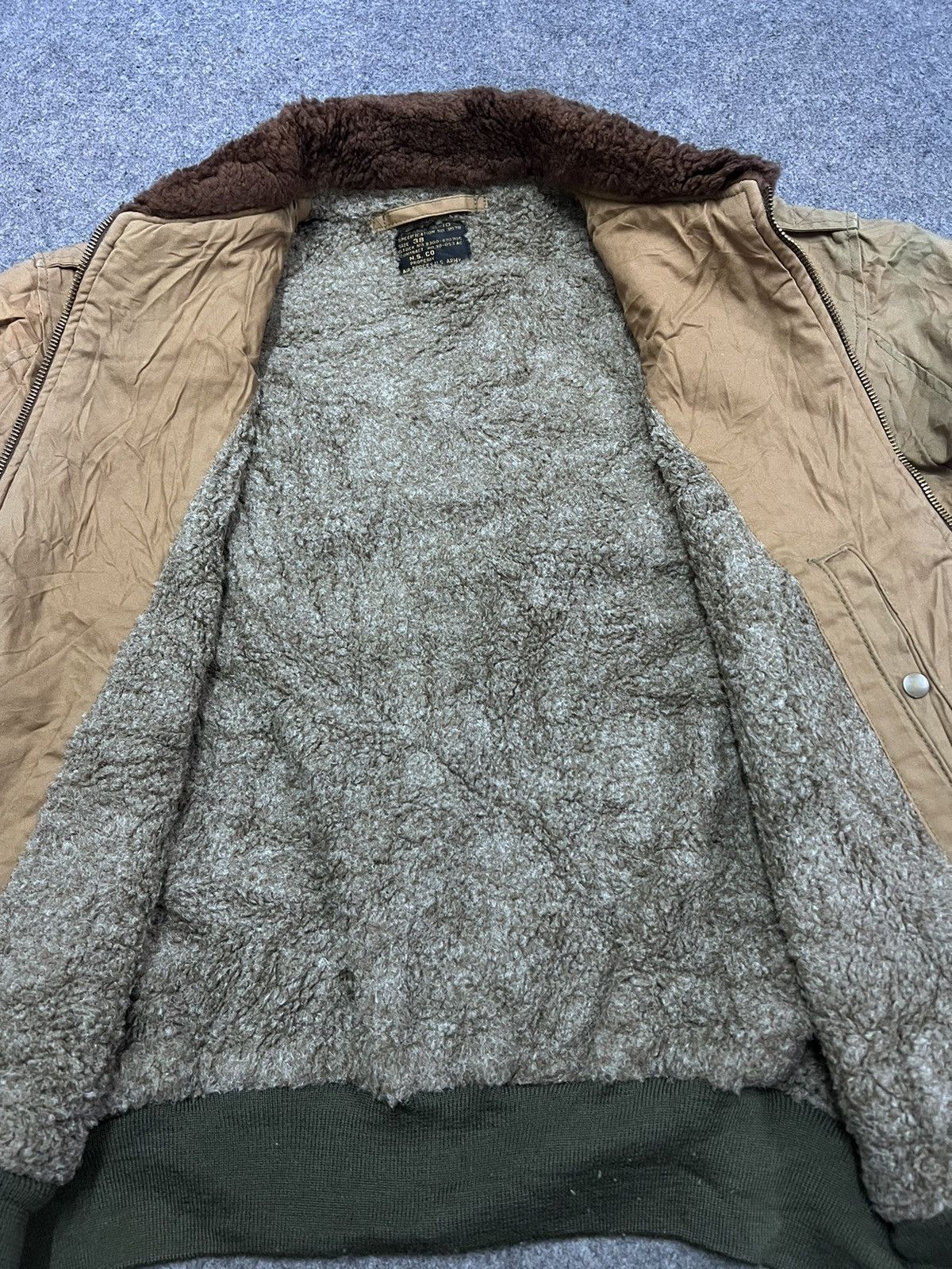 Pherrow's × Vintage VINTAGE B-10 BOMBER FLIGHT JACKET SHEARLING Size US L / EU 52-54 / 3 - 6 Thumbnail