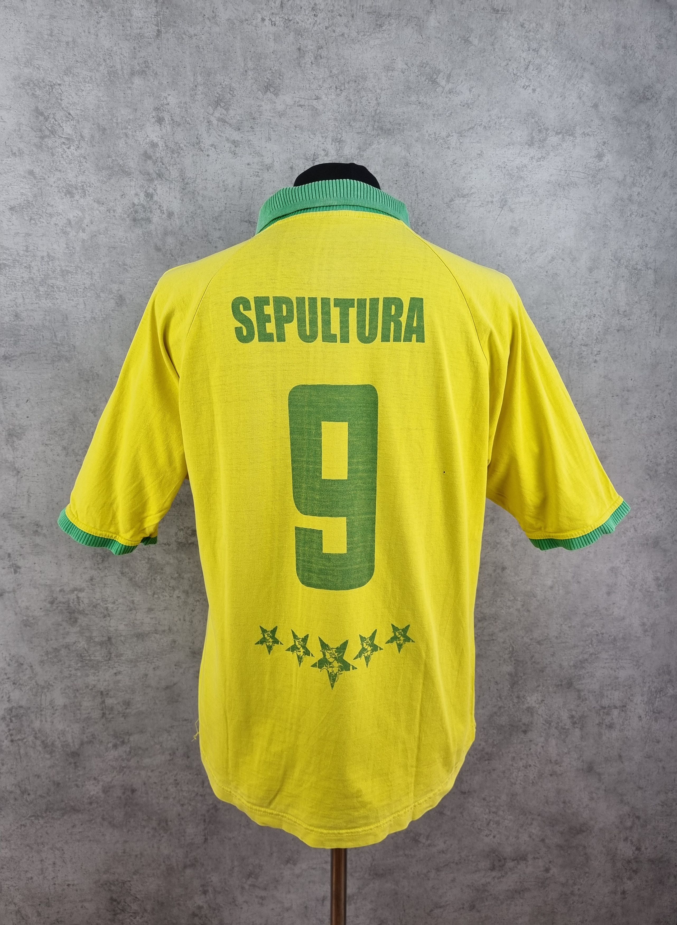 Band Tees 90s Single Stitch Sepultura 9 Brasil Vintage Tee shirt Size US XL / EU 56 / 4 - 5 Thumbnail