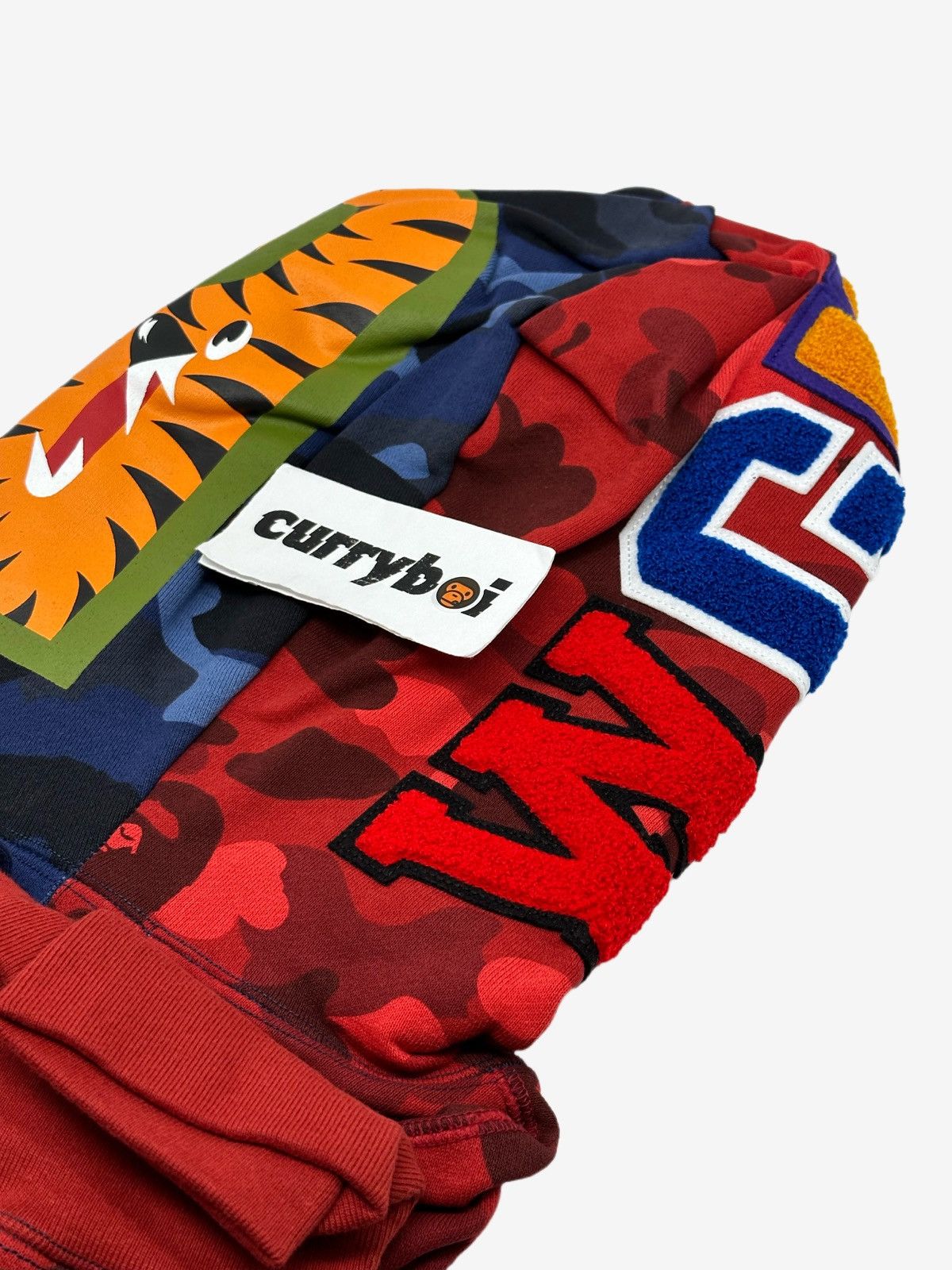 Bape BAPE Color Camo Shark Full Zip Hoodie Red/Navy Size US XXL / EU 58 / 5 - 7 Thumbnail
