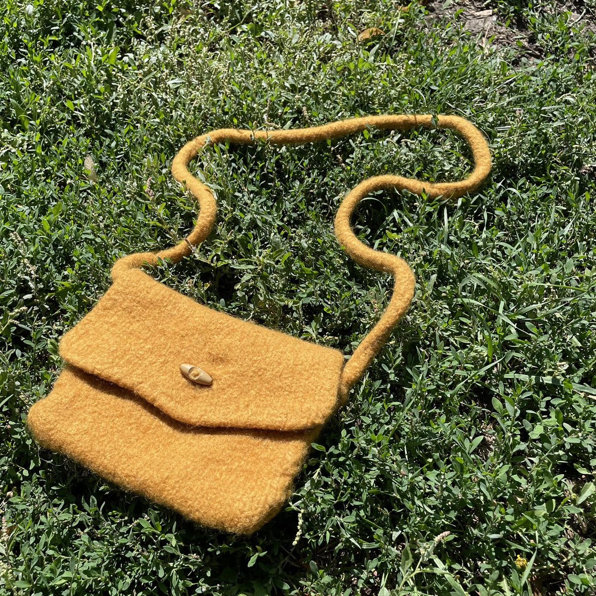 Vintage Vintage 90s Mohair Teddy Shopper Baggy Streetwear Worn In OS Size ONE SIZE - 2 Thumbnail