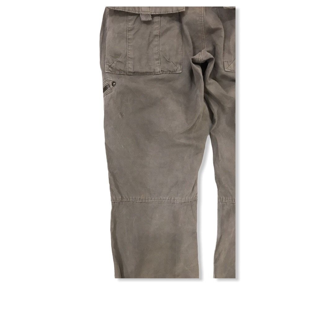 Japanese Brand × Uniqlo Japanese Brand Uniqlo Parachute Tactical Cargo Pant Size US 30 / EU 46 - 17 Thumbnail