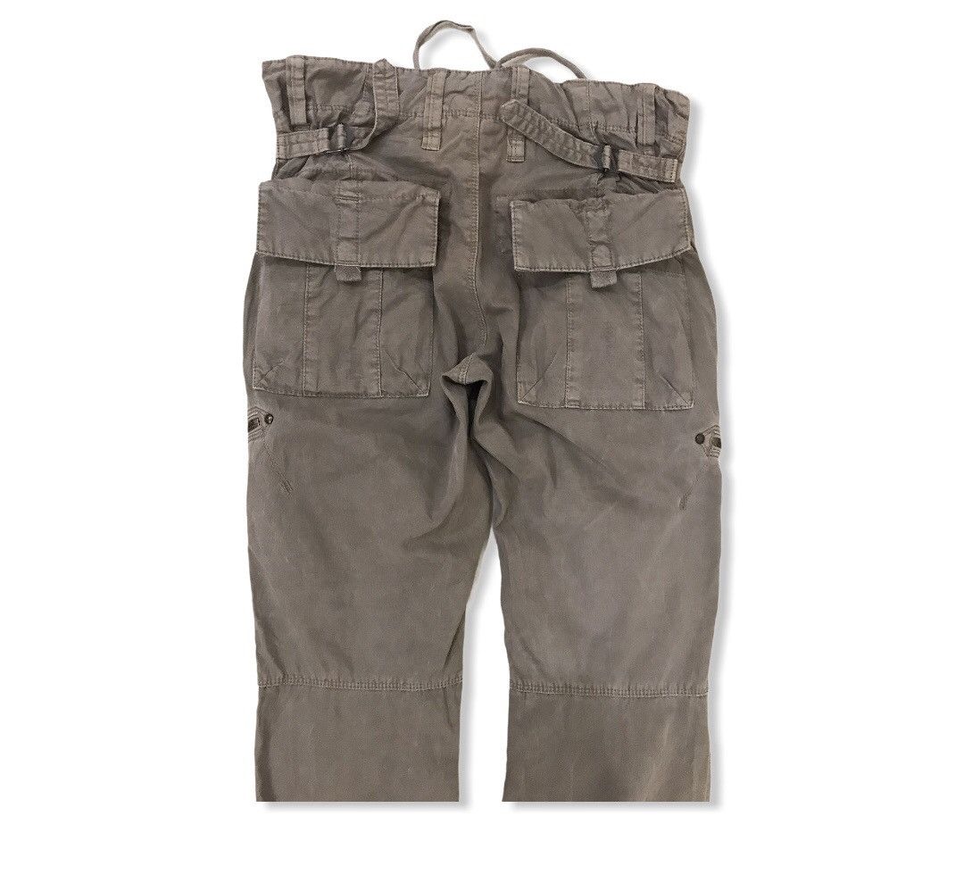 Japanese Brand × Uniqlo Japanese Brand Uniqlo Parachute Tactical Cargo Pant Size US 30 / EU 46 - 13 Thumbnail