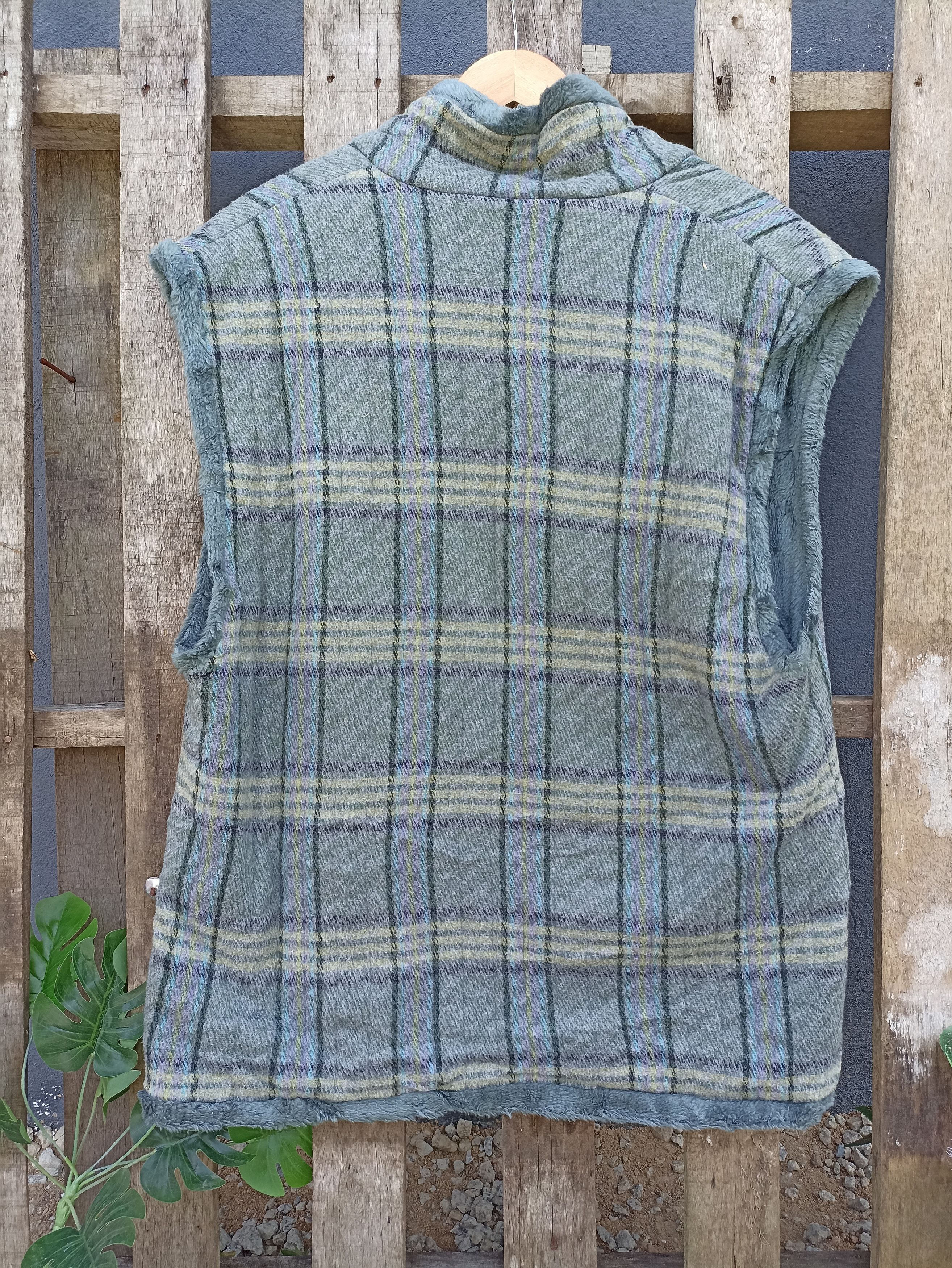 Designer × Japanese Brand × Vintage Vintage Valentino Coupeu Sleeveless Outwear Size US L / EU 52-54 / 3 - 5 Thumbnail