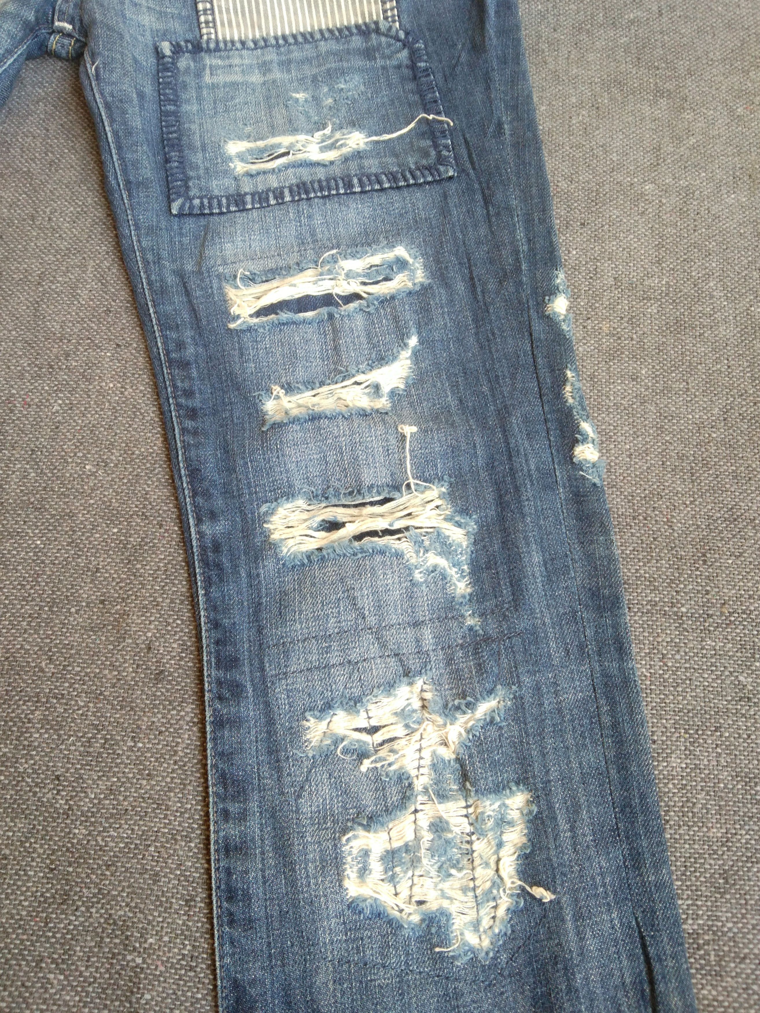 Japanese Brand Japanese Brand Jeans Distressed Style Boro Sashiko 27x29 Size US 27 - 8 Thumbnail