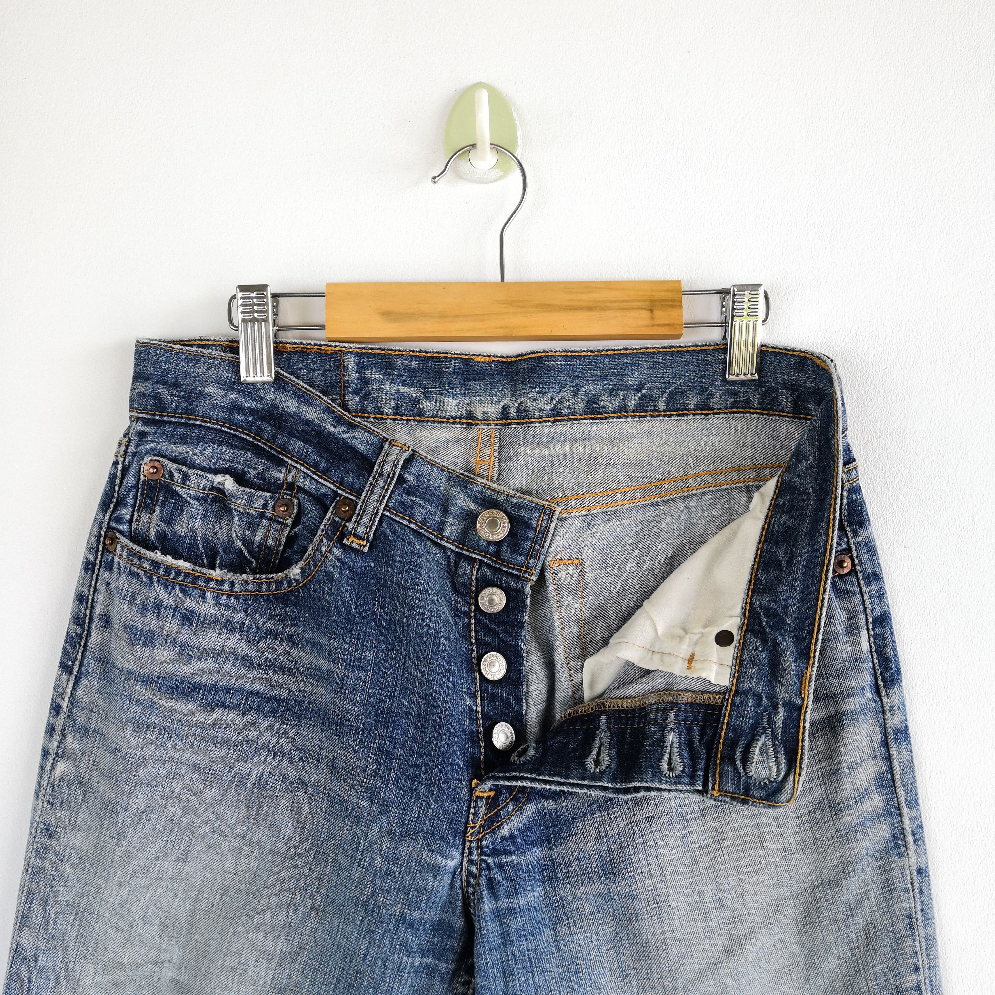 Levi's Vintage Levis 501 Distressed Jeans Released Hem Faded Denim Size 28" / US 6 / IT 42 - 6 Thumbnail