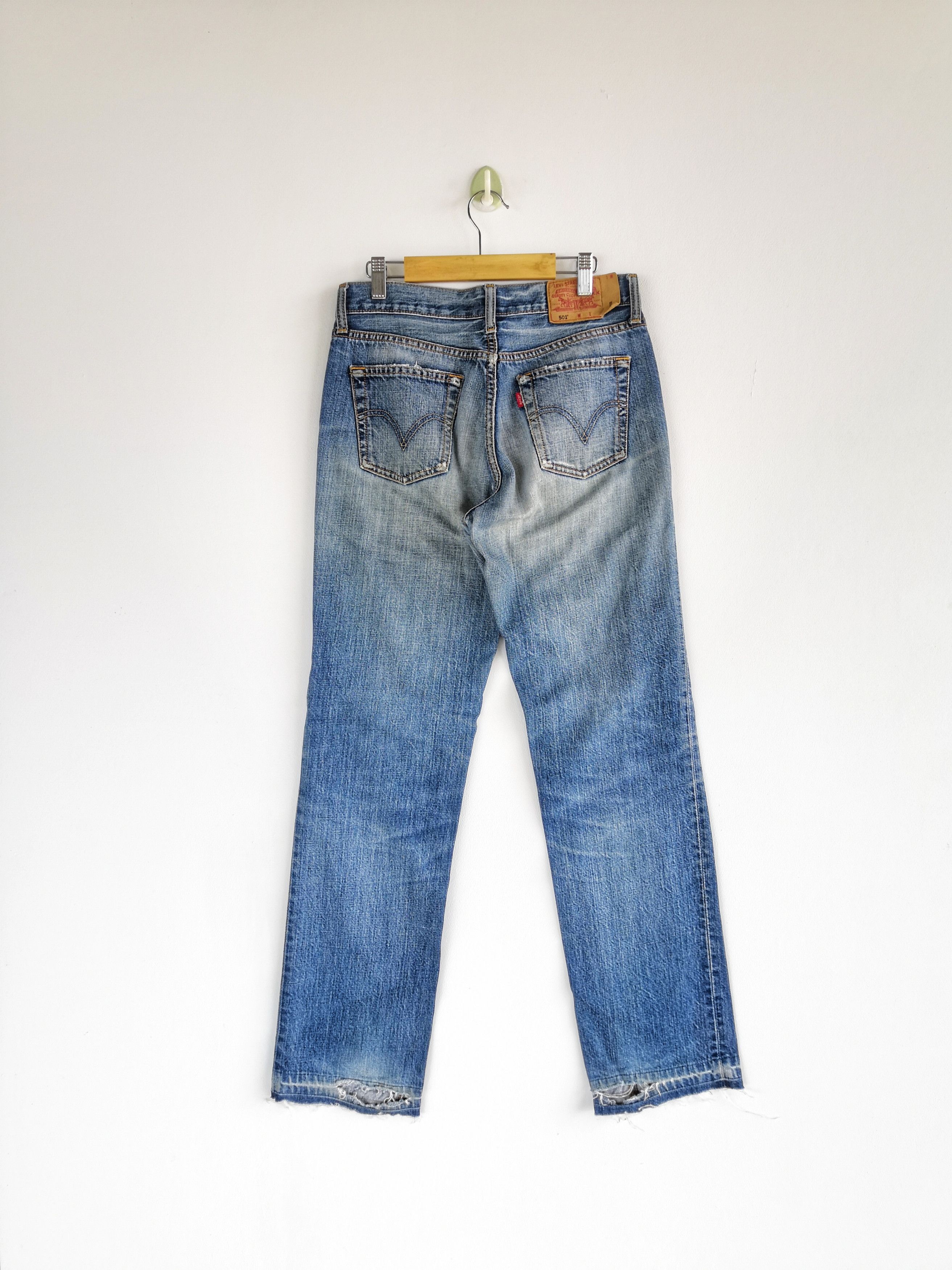 Levi's Vintage Levis 501 Distressed Jeans Released Hem Faded Denim Size 28" / US 6 / IT 42 - 2 Thumbnail